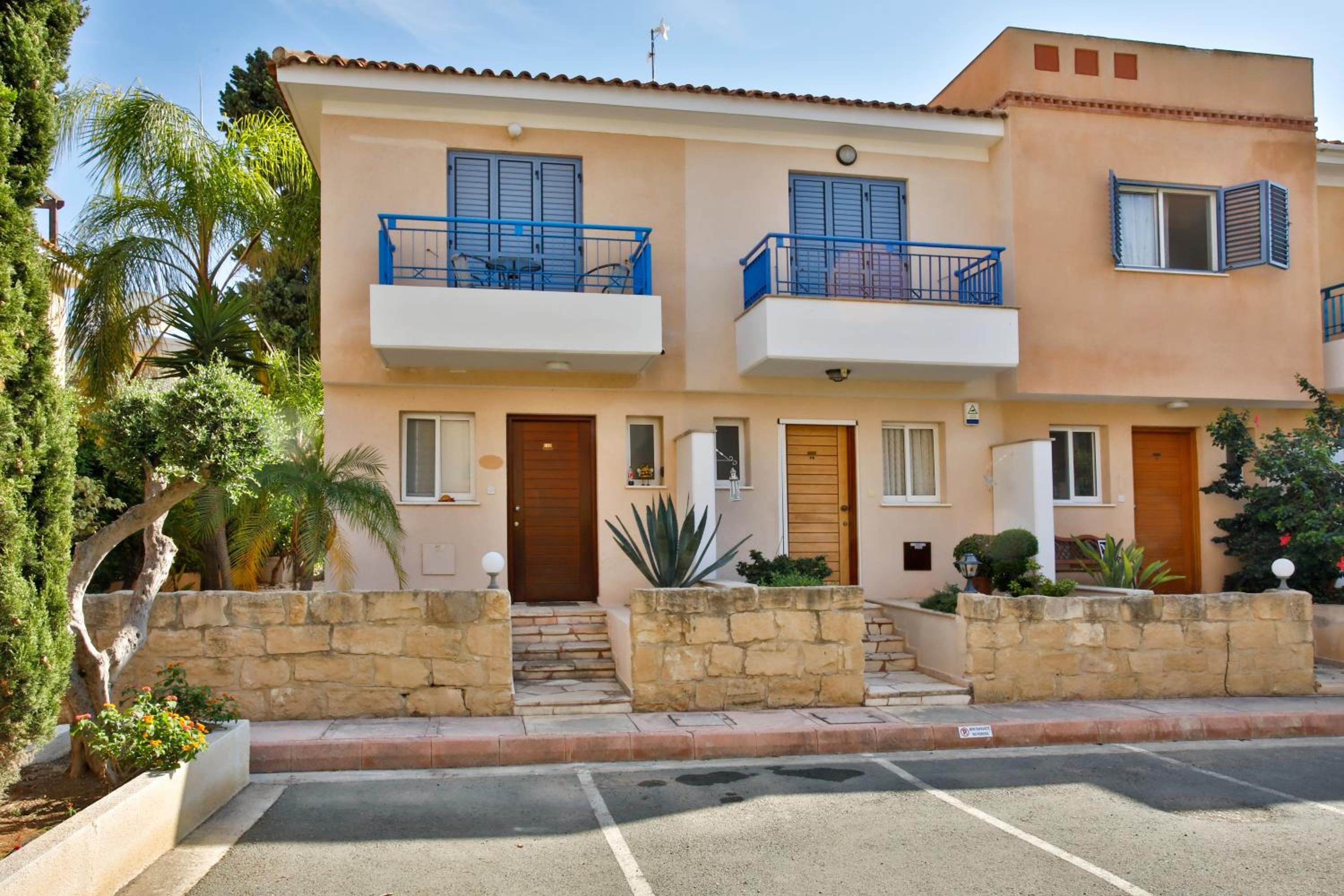 Casa Del Sol - Iris Village Universal Paphos, 2BD