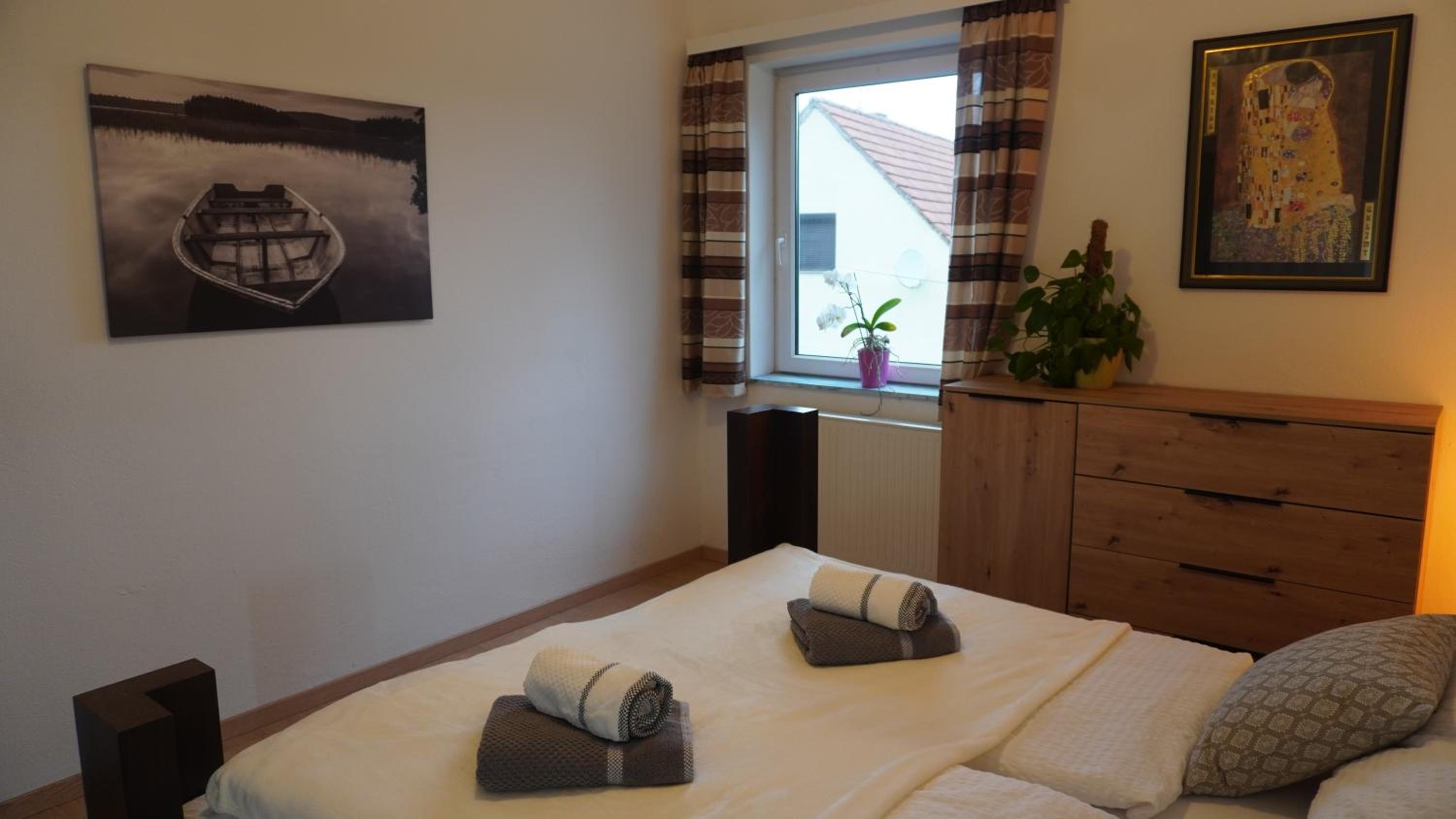 100 qm Apartment 1 - near highway