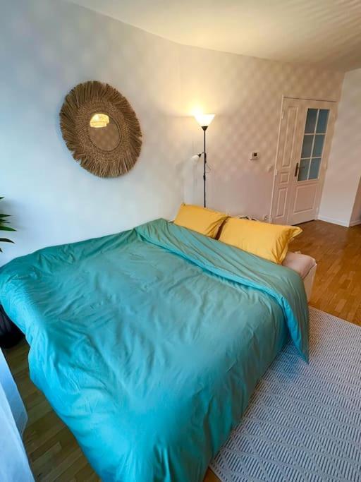 PARIS-MONTROUGE Magnifique appartement 3 pièces de 75m2 avec PARKING - très cosy pour 1 - 8 personnes refait à NEUF -ENTIRE APARTMENT LUXURIOUS AND WARM -M
