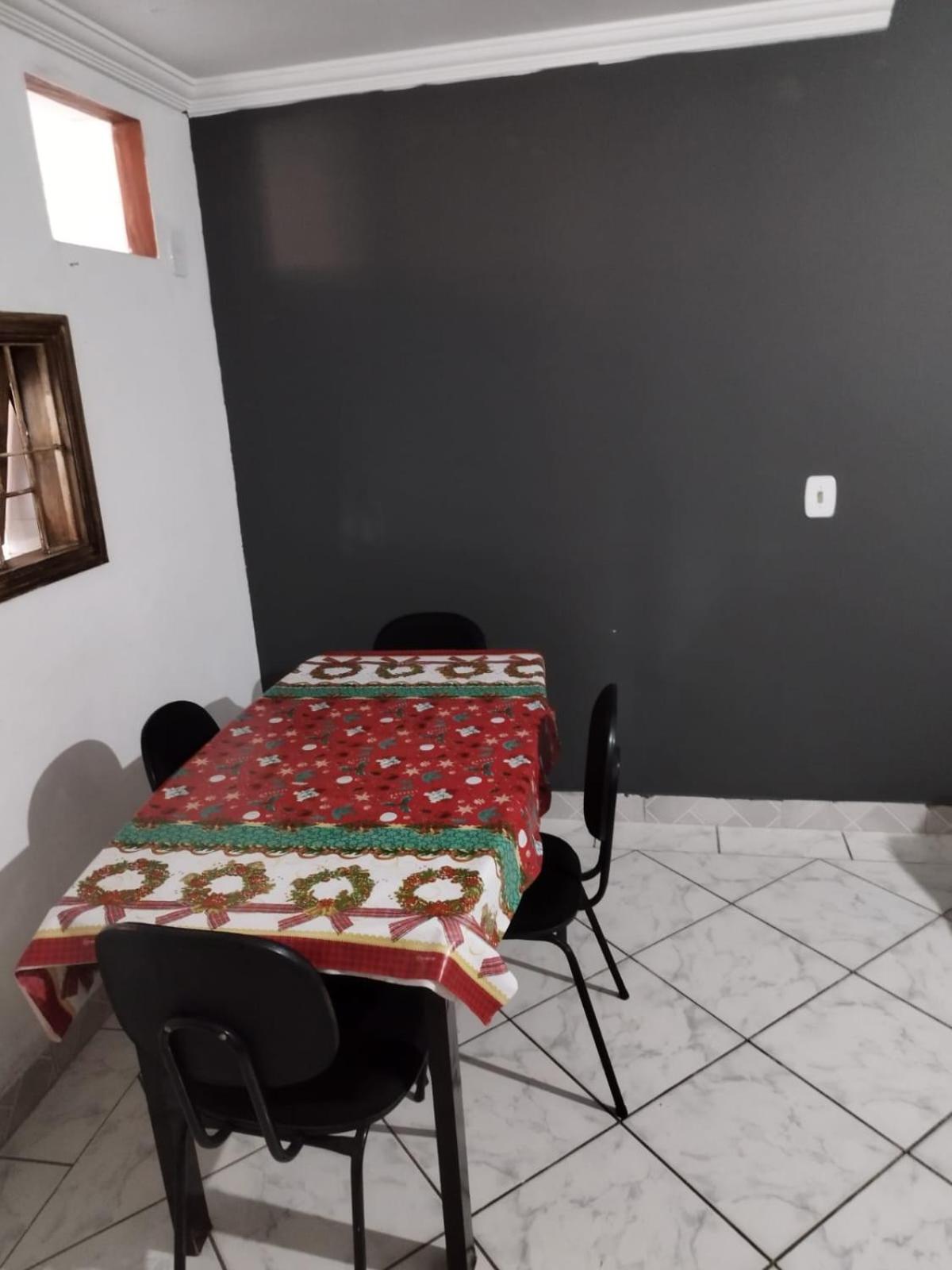 Guarujá, Linda casa em condomínio fechado .