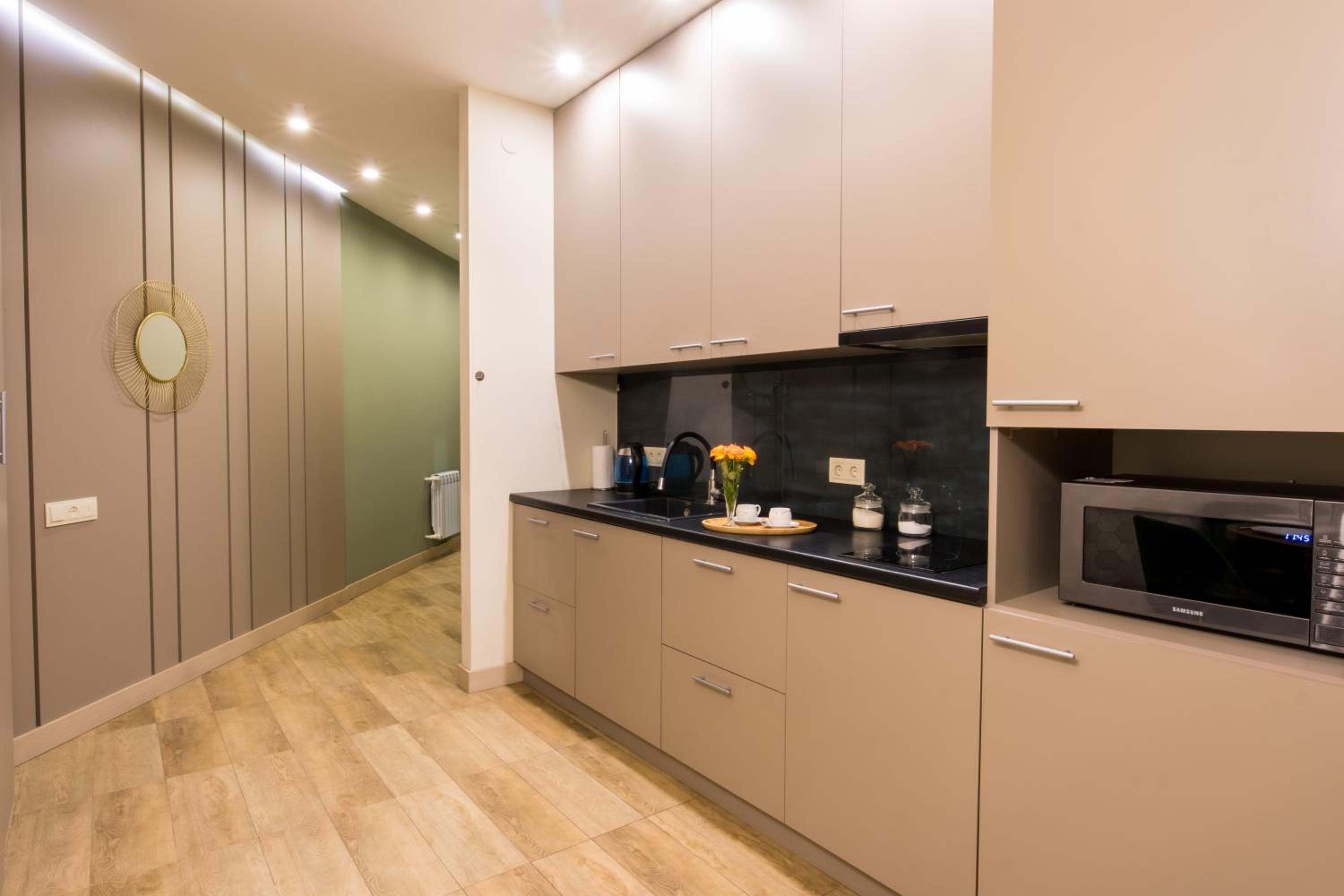 hotelise l Bird Eye Apartment