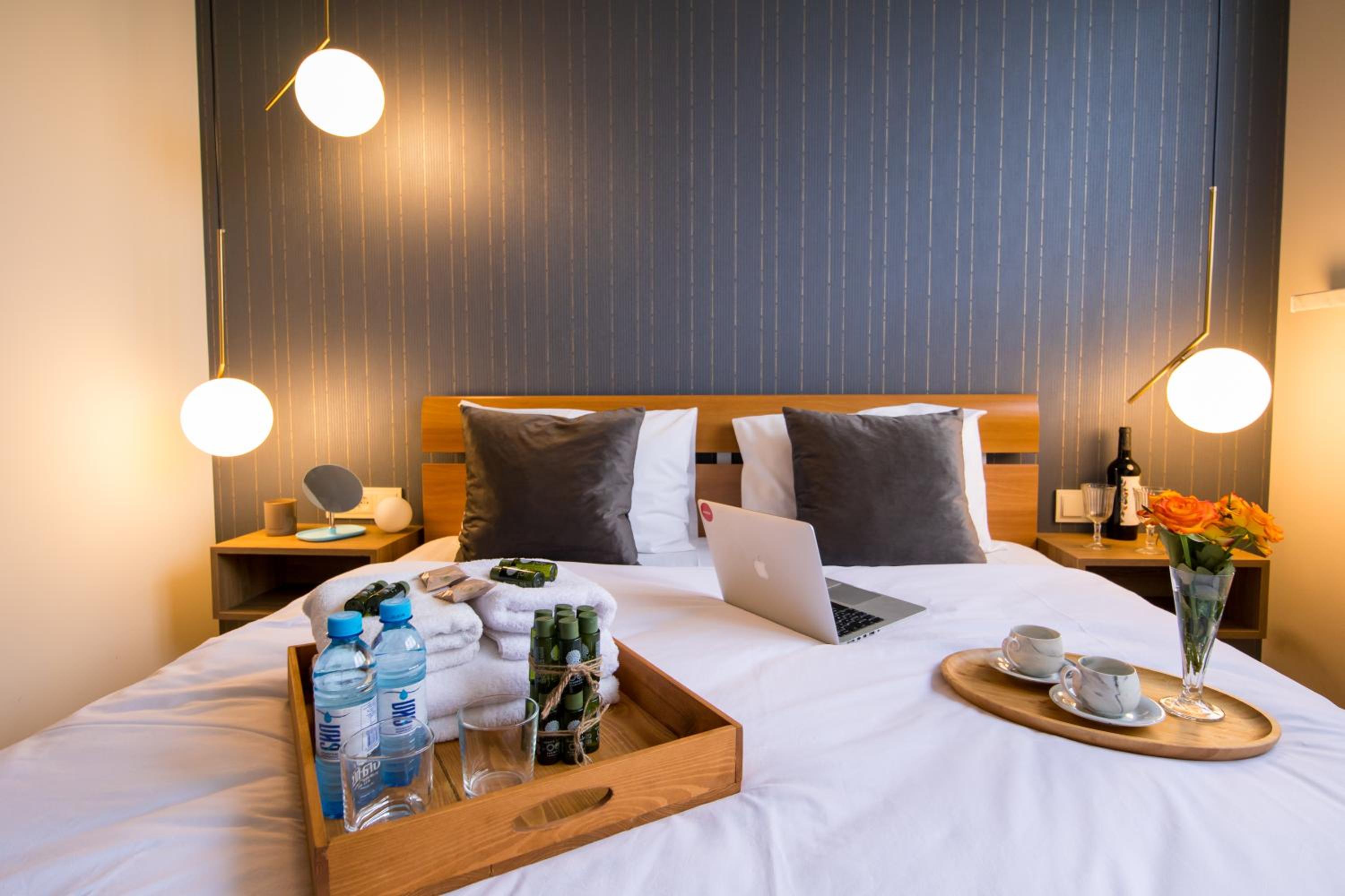hotelise l Bird Eye Apartment