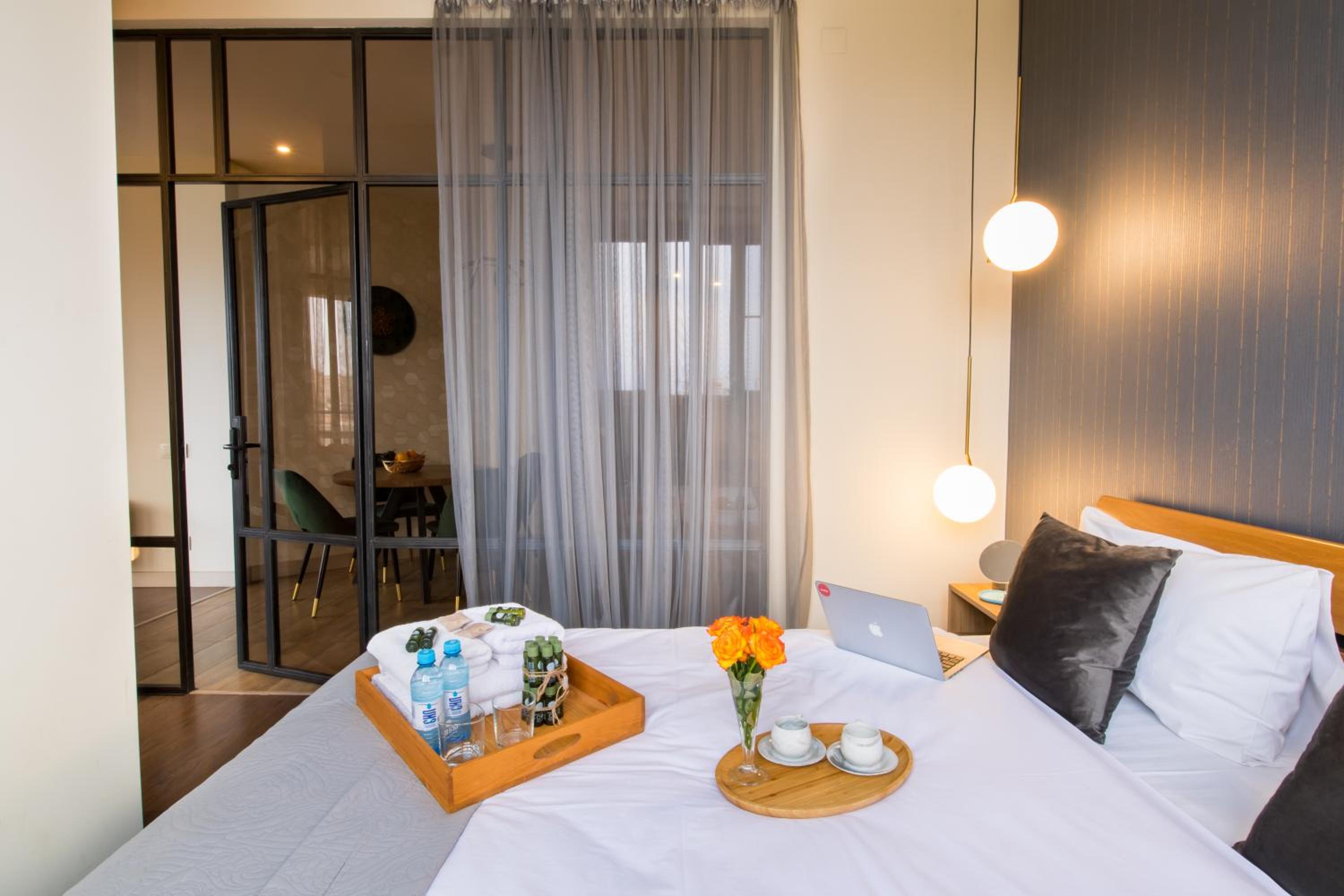 hotelise l Bird Eye Apartment