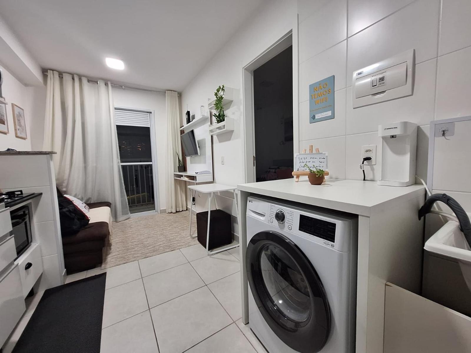 1107 Ponte Laguna, Pq Burle Marx, Apto 1 dorm e Varanda