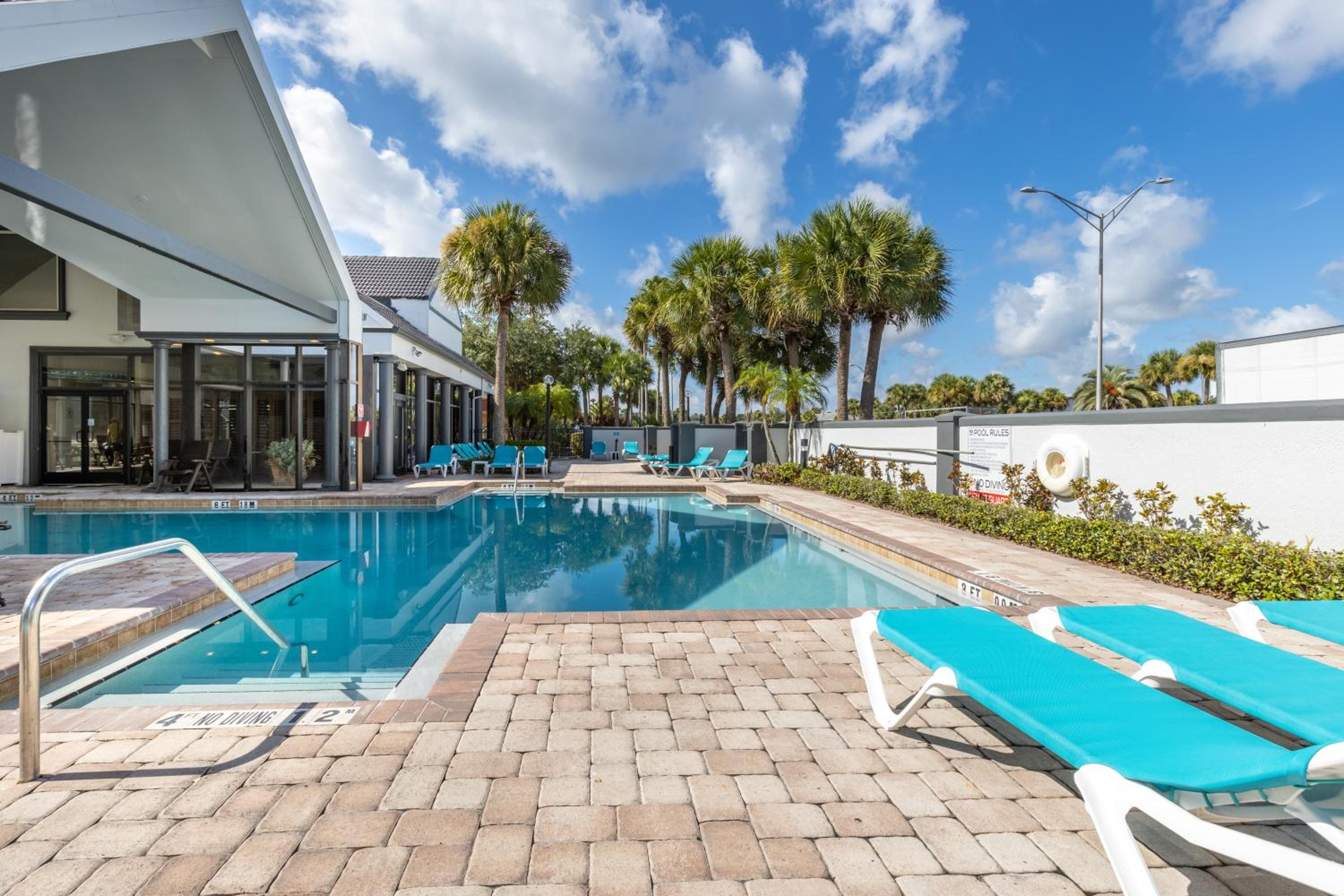 Legacy Vacation Resorts Kissimmee & Orlando - Near Disney