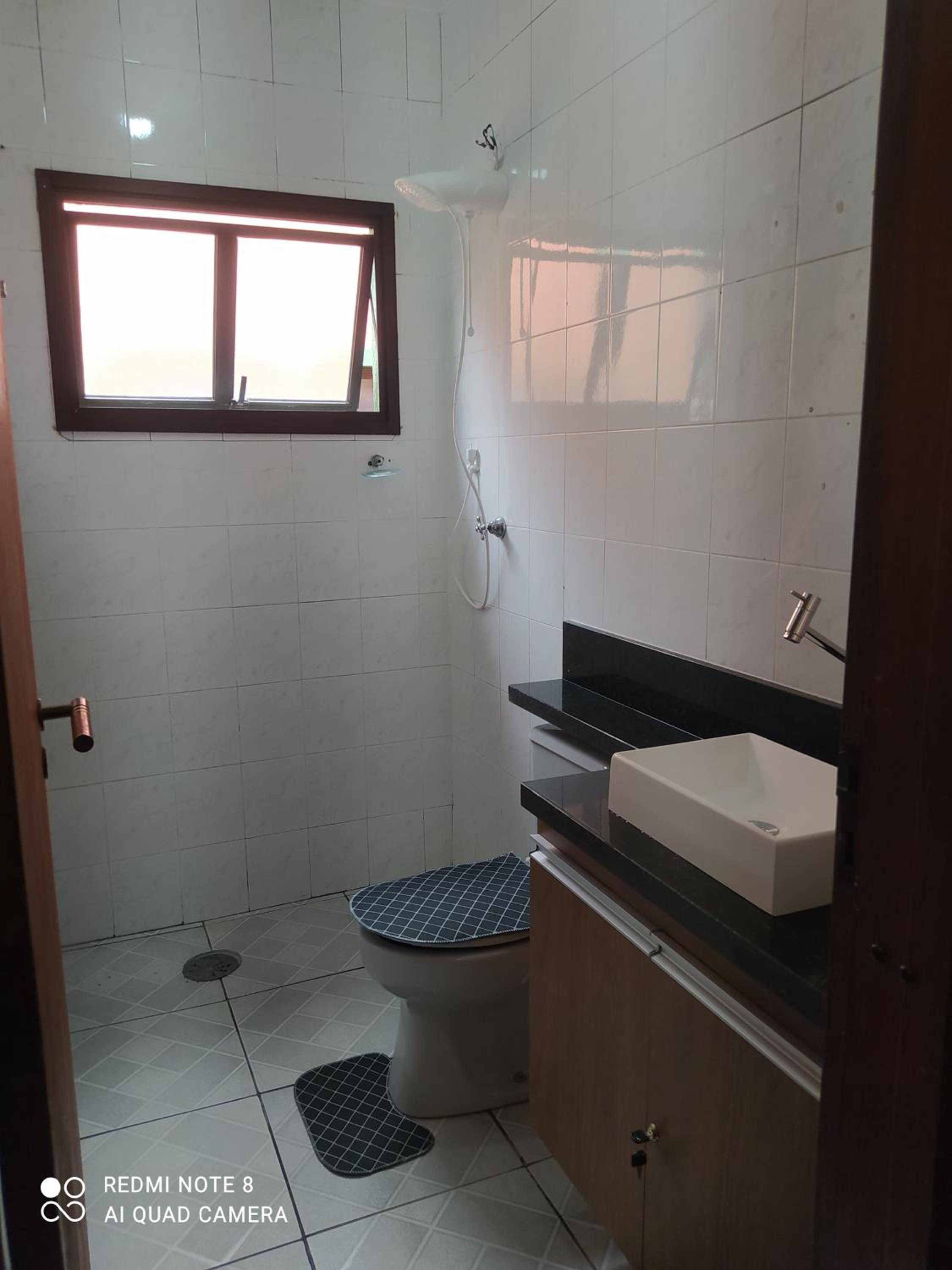 Guarujá, Linda casa em condomínio fechado .