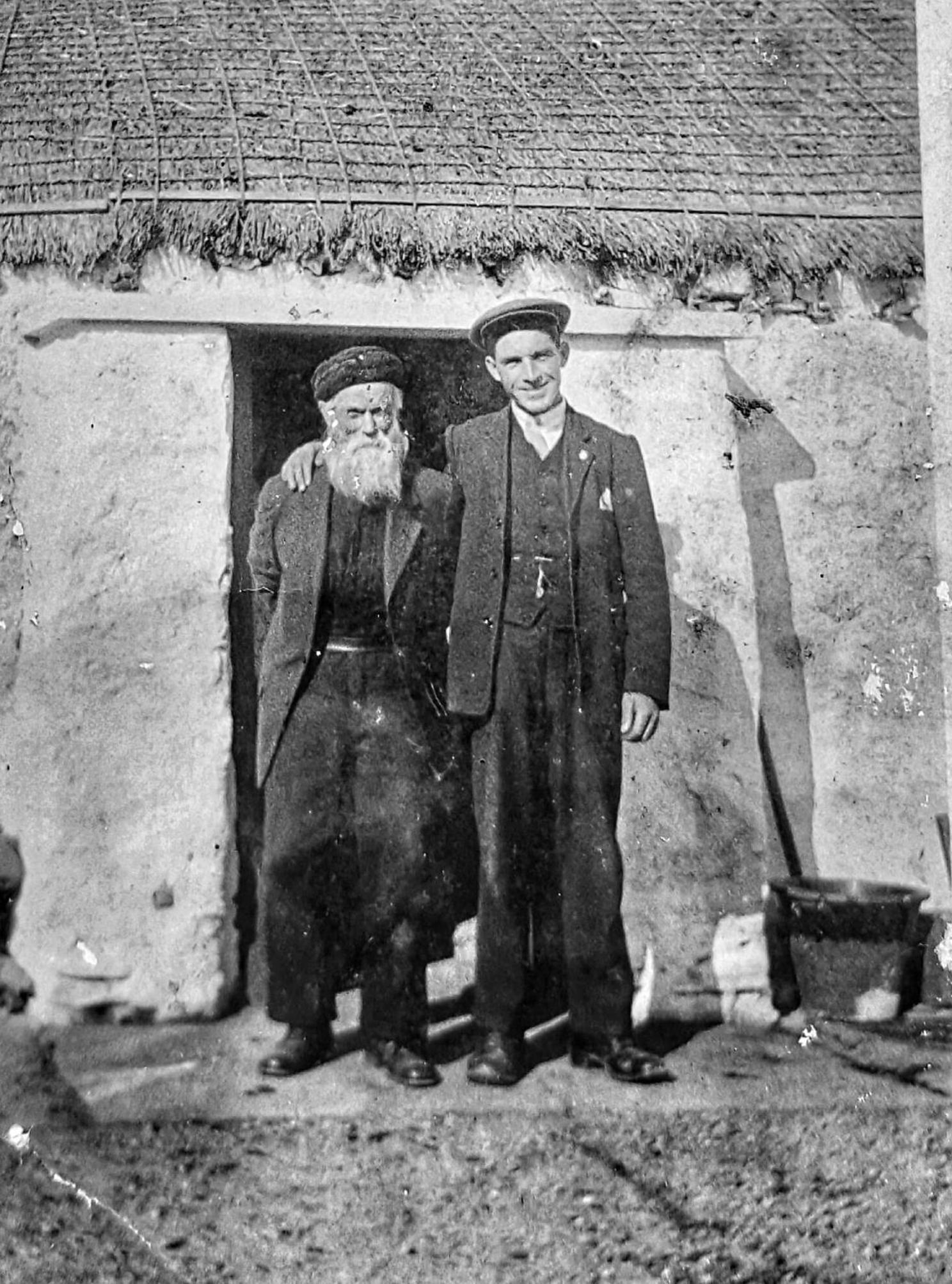 Teach Róisin-Traditional Irish holiday cottage in Malin Head.