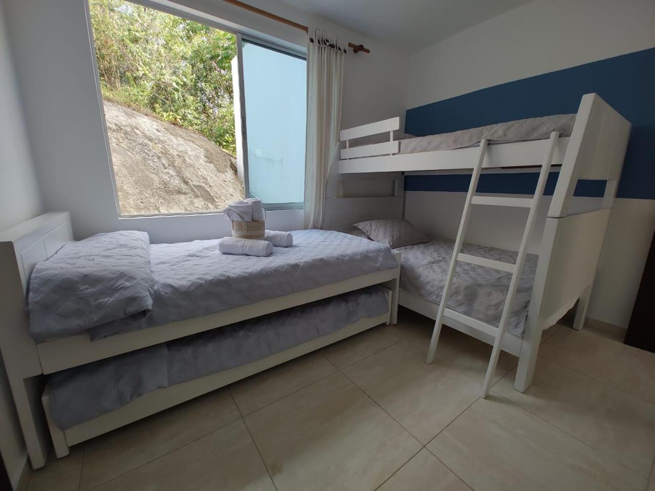 Condominio Ibiza Reservado Apto con piscina Melgar