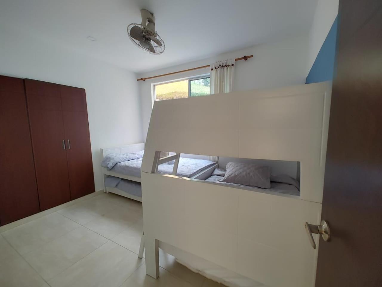 Condominio Ibiza Reservado Apto con piscina Melgar