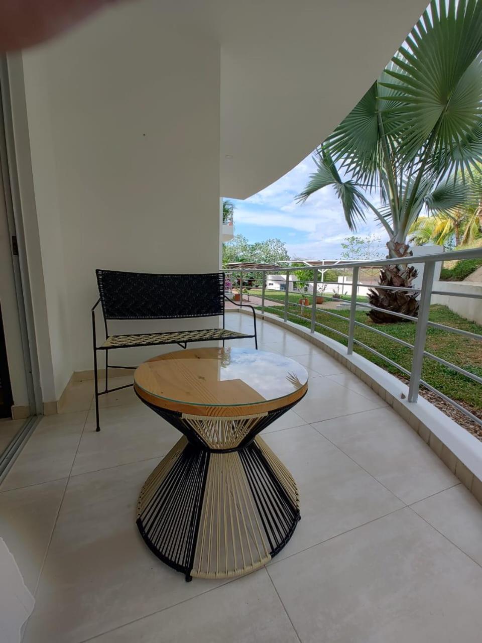 Condominio Ibiza Reservado Apto con piscina Melgar