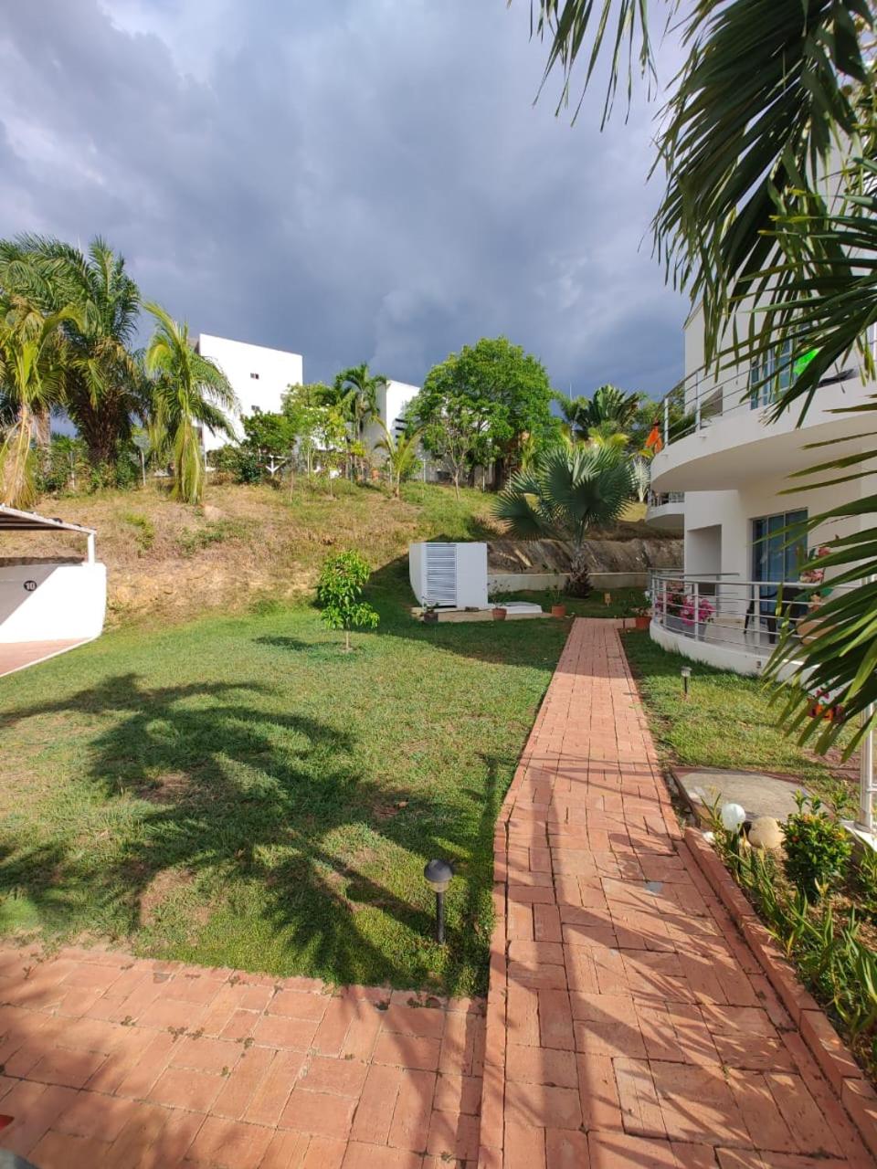 Condominio Ibiza Reservado Apto con piscina Melgar