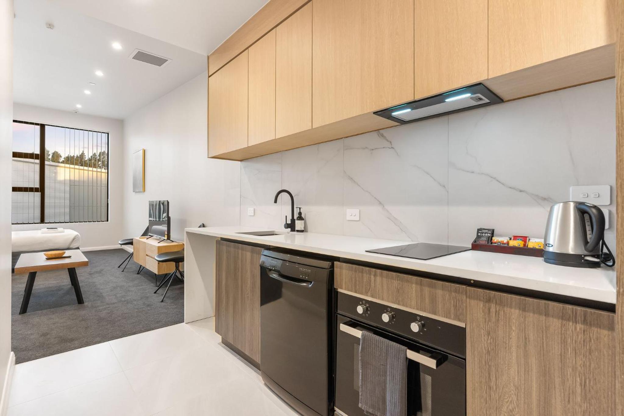 302 The Residence view 5