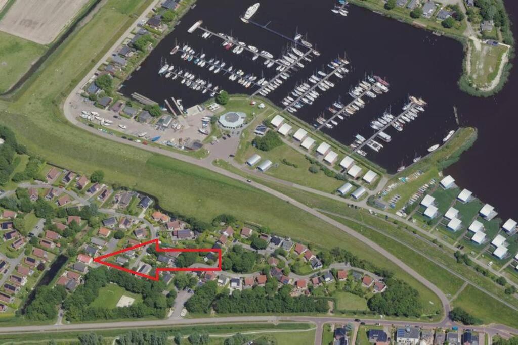 Charming Waterfront Chalet Near Lauwersmeer