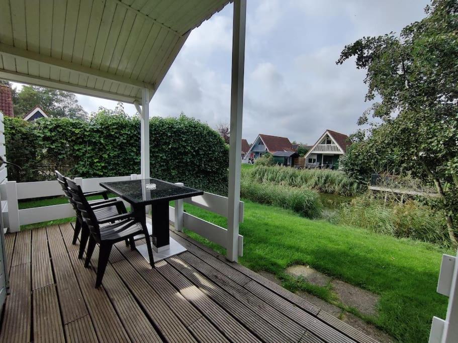 Charming Waterfront Chalet Near Lauwersmeer