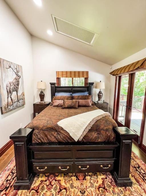 The Creekside Cabin at La Caille