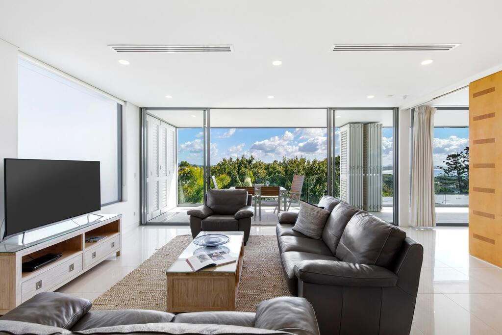 Deluxe Noosa Penthouse with 5-Star Views
