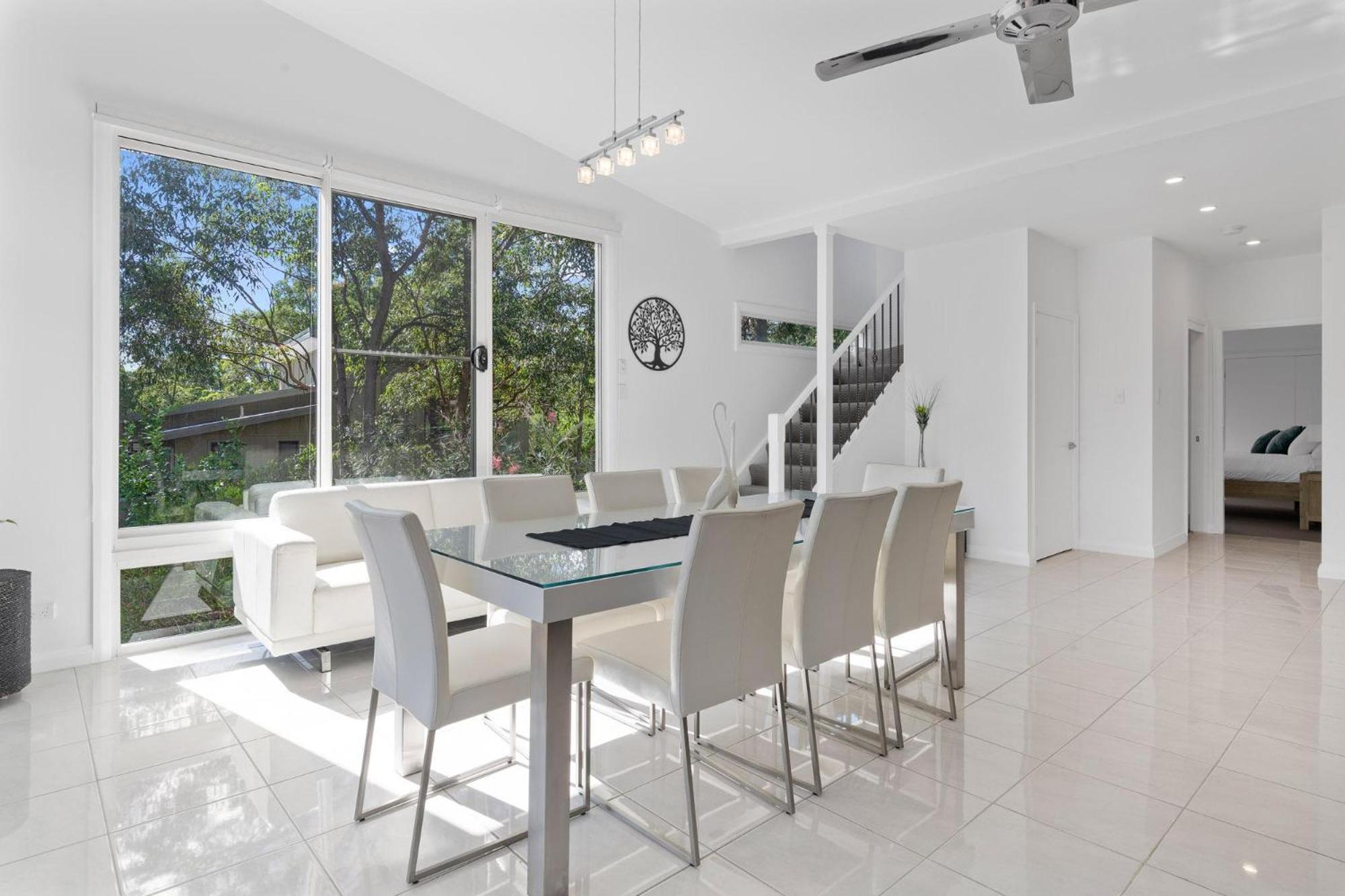 Murrays Lakeshore Getaway