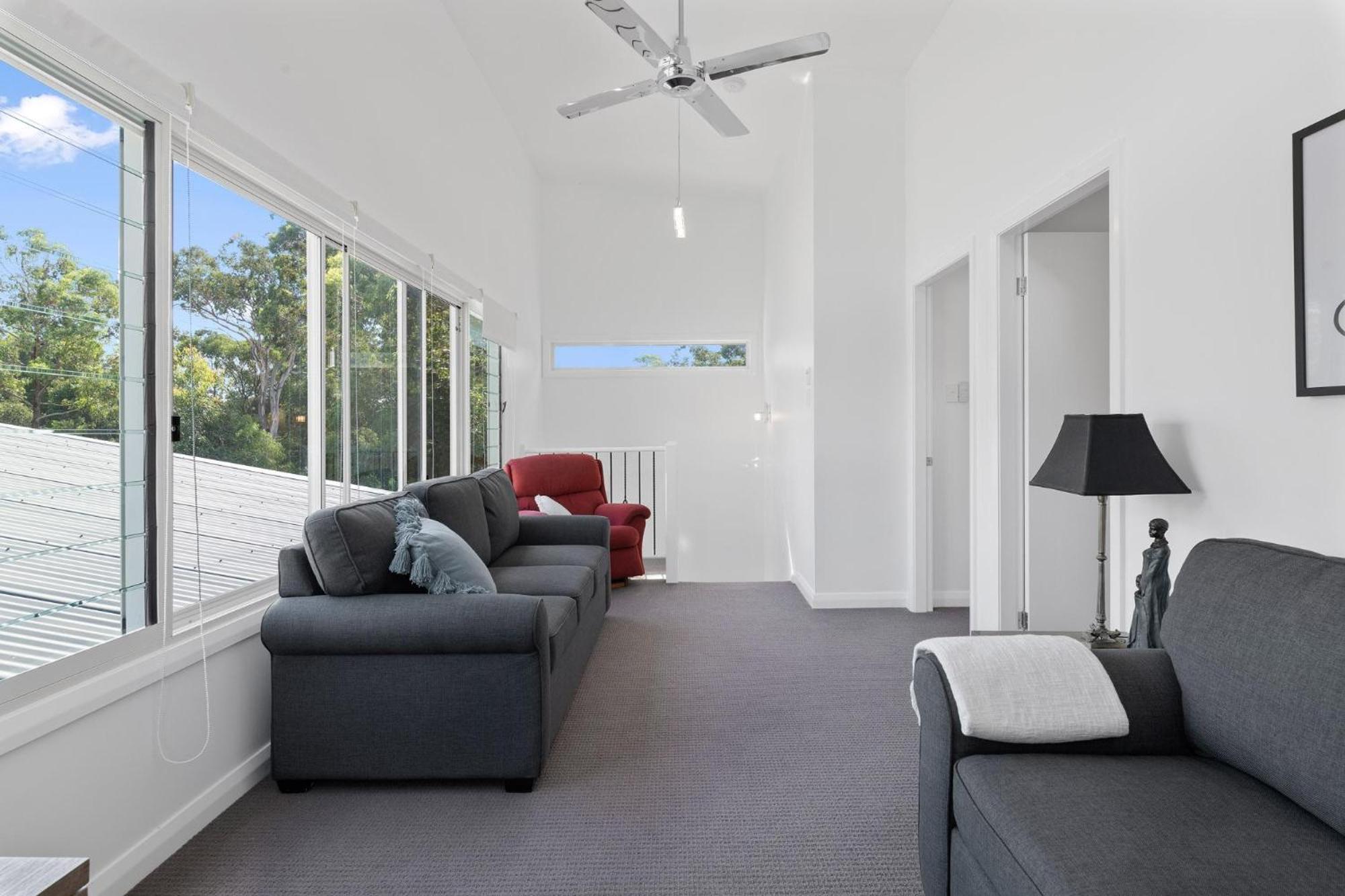 Murrays Lakeshore Getaway