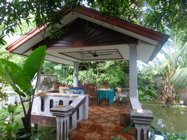 Khamphouy Guesthouse view 2