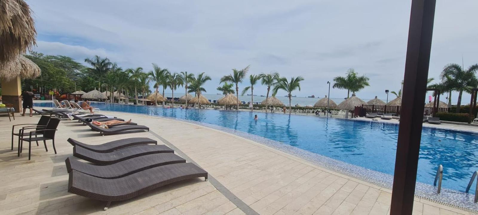 Apartamento Cautivador SAMARIA CLUB DE PLAYA con Salida Directa Al Mar y Sus Hermosas Playas de Pozos Colorados Santa Marta