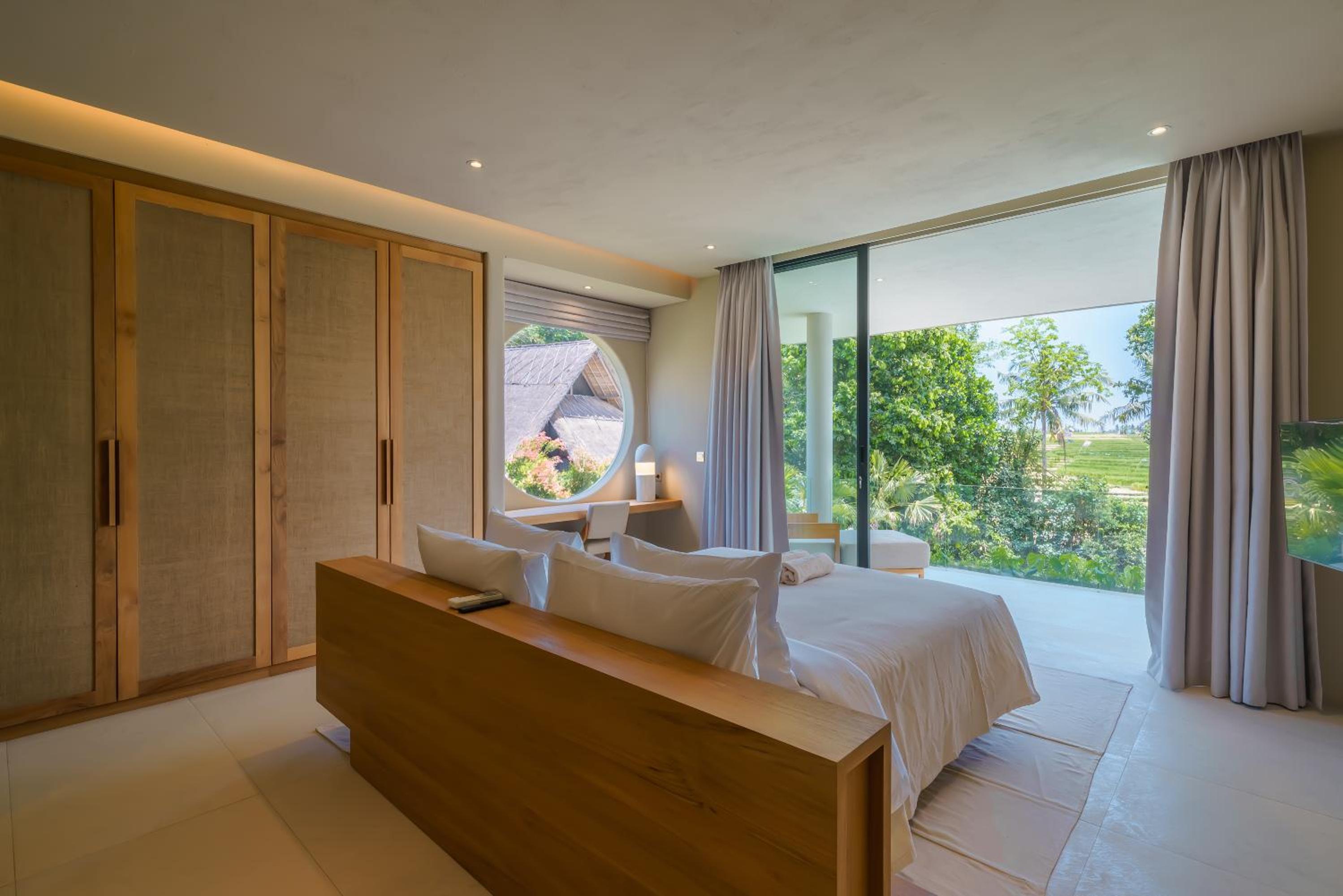 Villa Habitas - 4BR Designer Villa In Pererenan view 5
