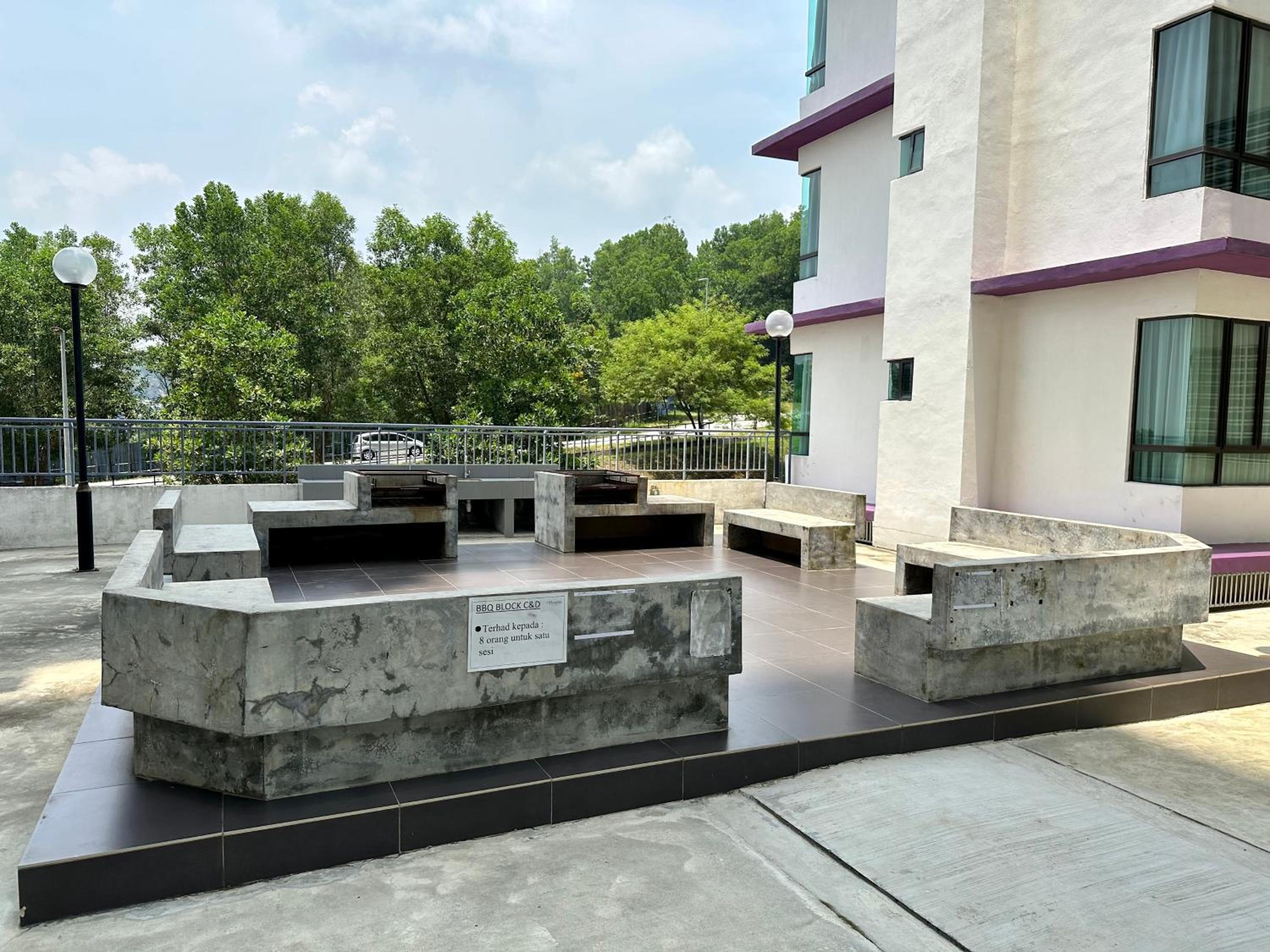 Nureenas Residence Condominium