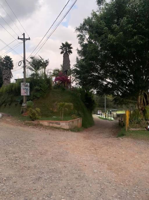Apto tipo loft guatape vista y acceso a la represa