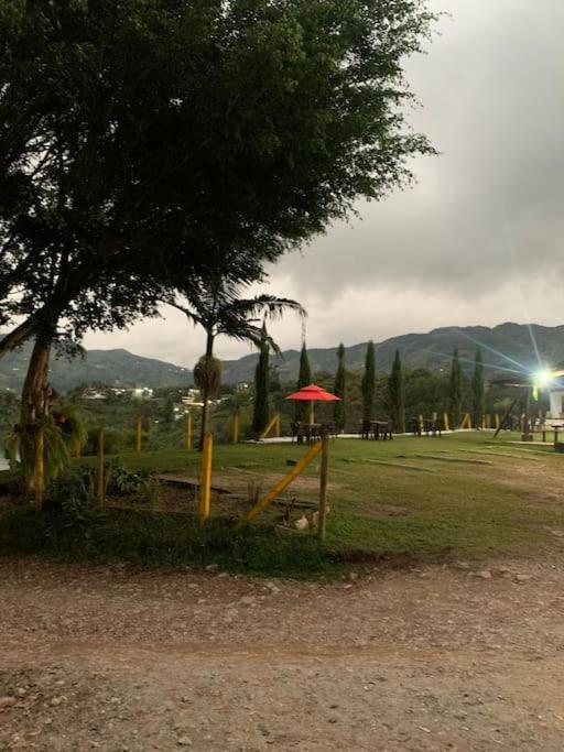 Apto tipo loft guatape vista y acceso a la represa