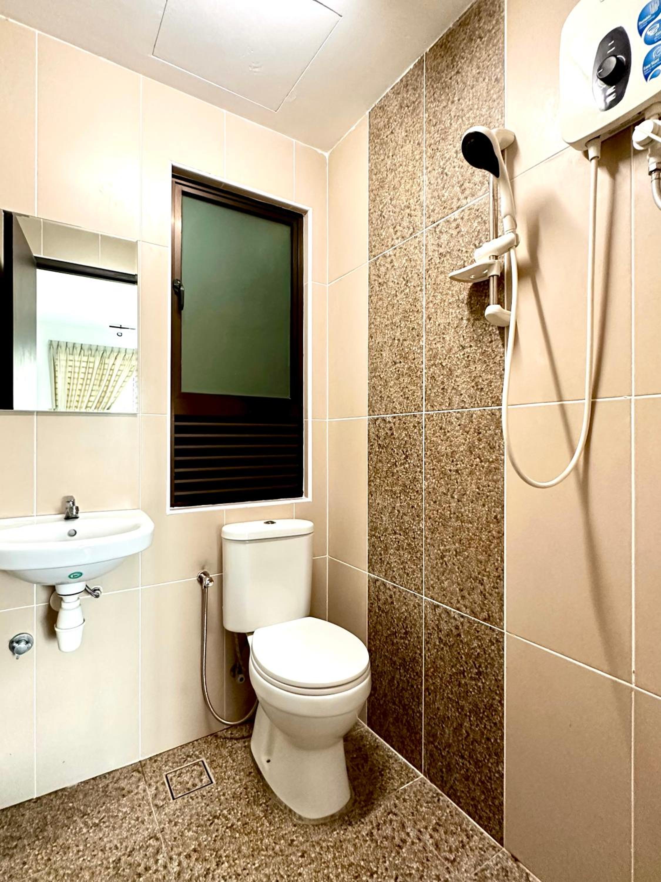 Nureenas Residence Condominium