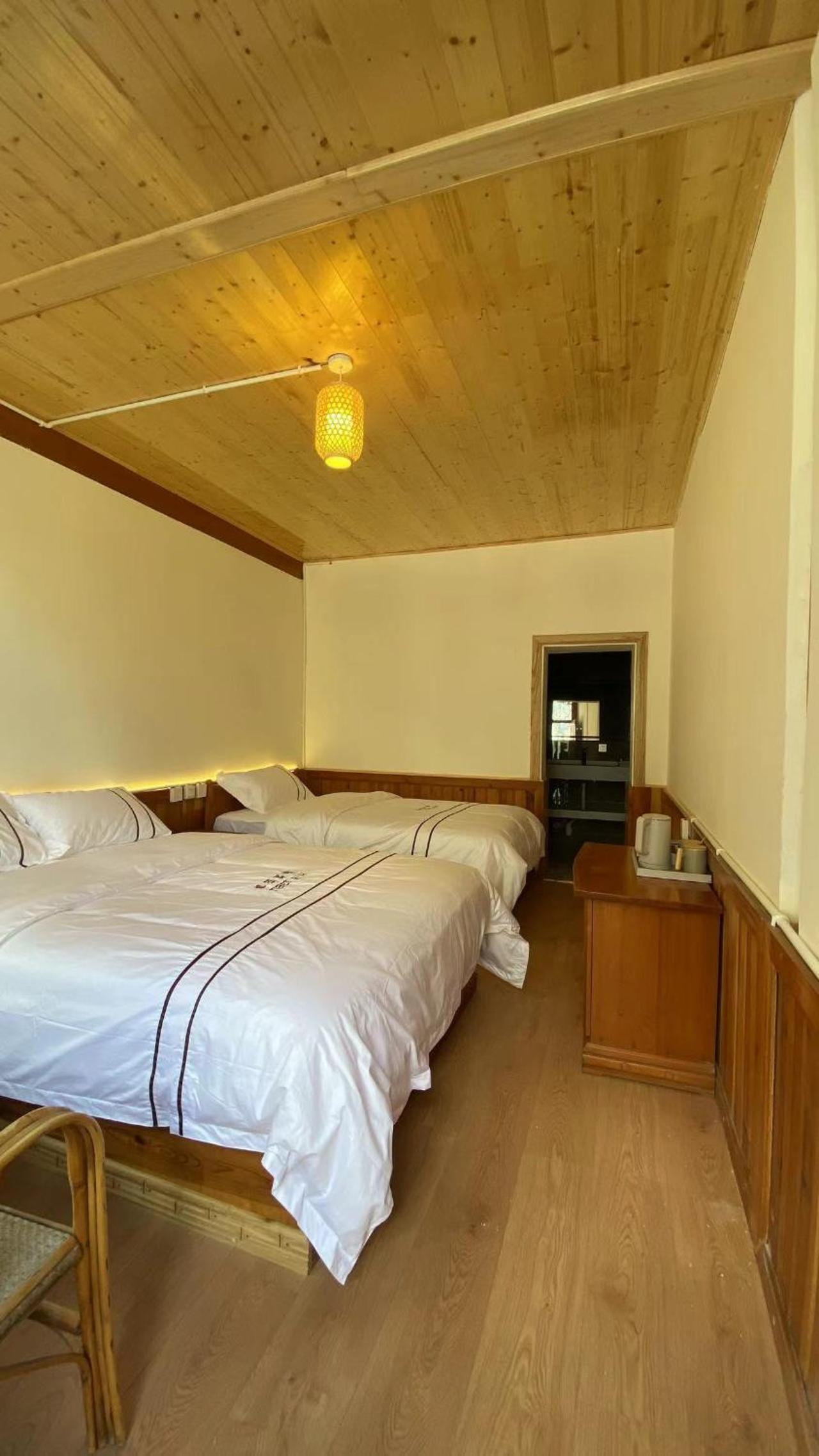 TIBET Guest house 虎跳峡卓玛客栈