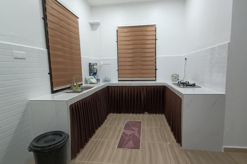 Tokiku Homestay Paka unit A photo 3
