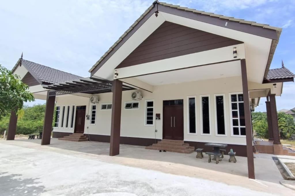Tokiku Homestay Paka unit A photo 1