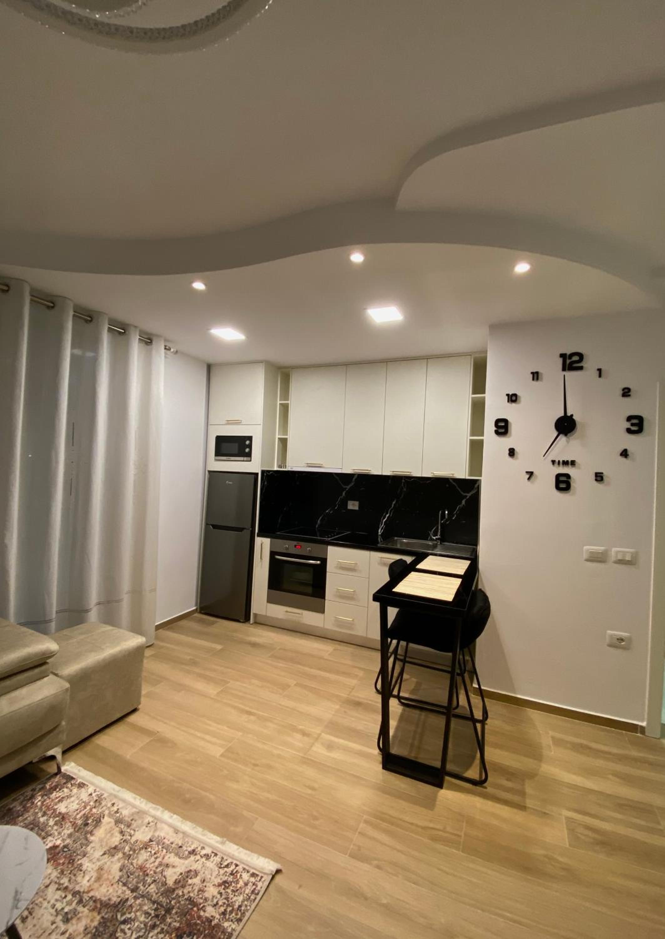 Cozy newly Condo Heart of Tirane