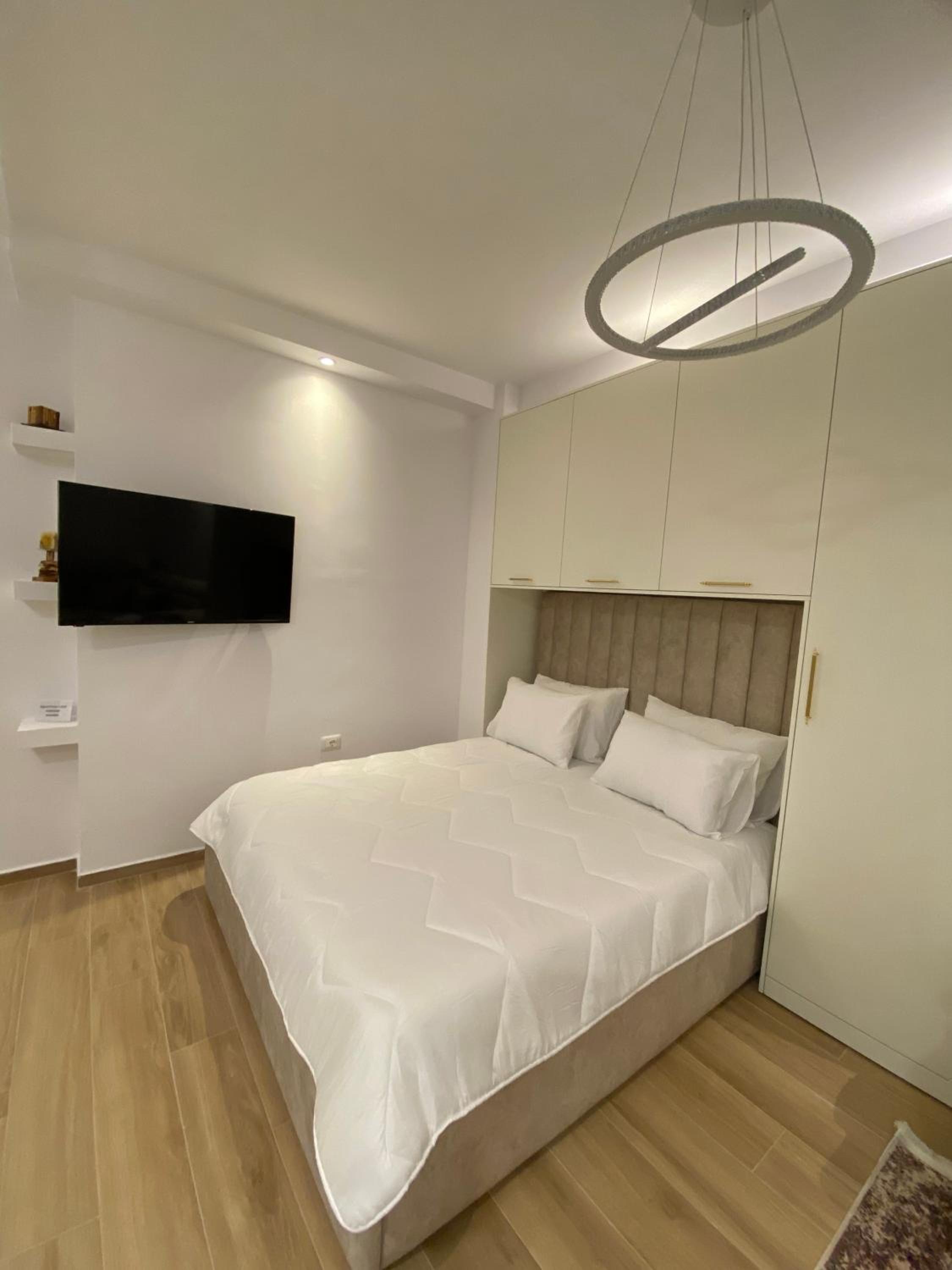 Cozy newly Condo Heart of Tirane