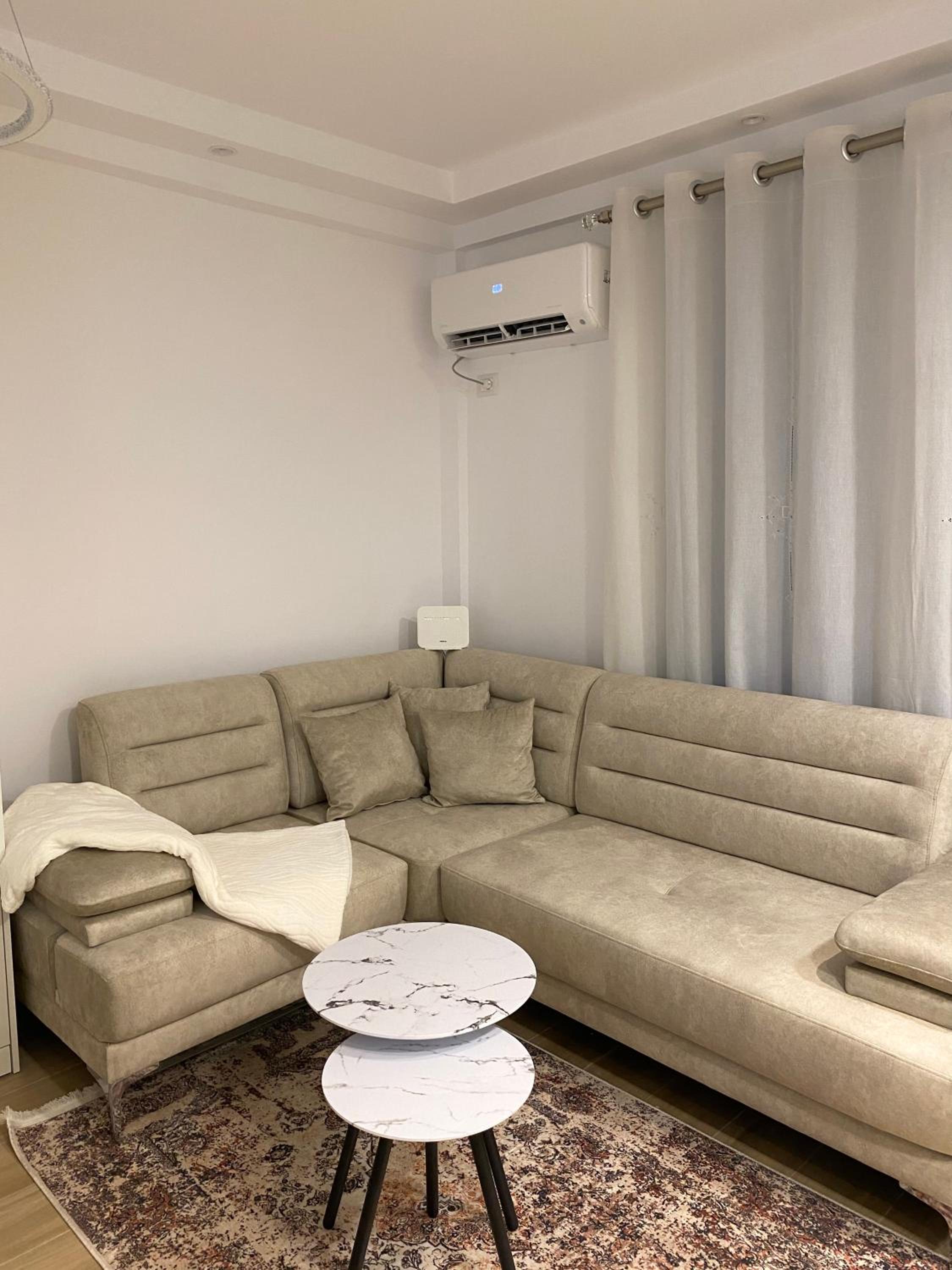 Cozy newly Condo Heart of Tirane