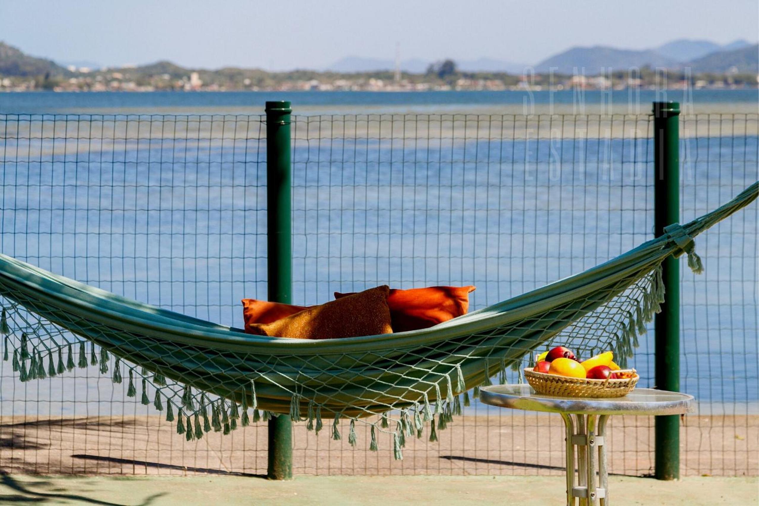 Palm Lakehouse - Casa Oásis Pé na Areia