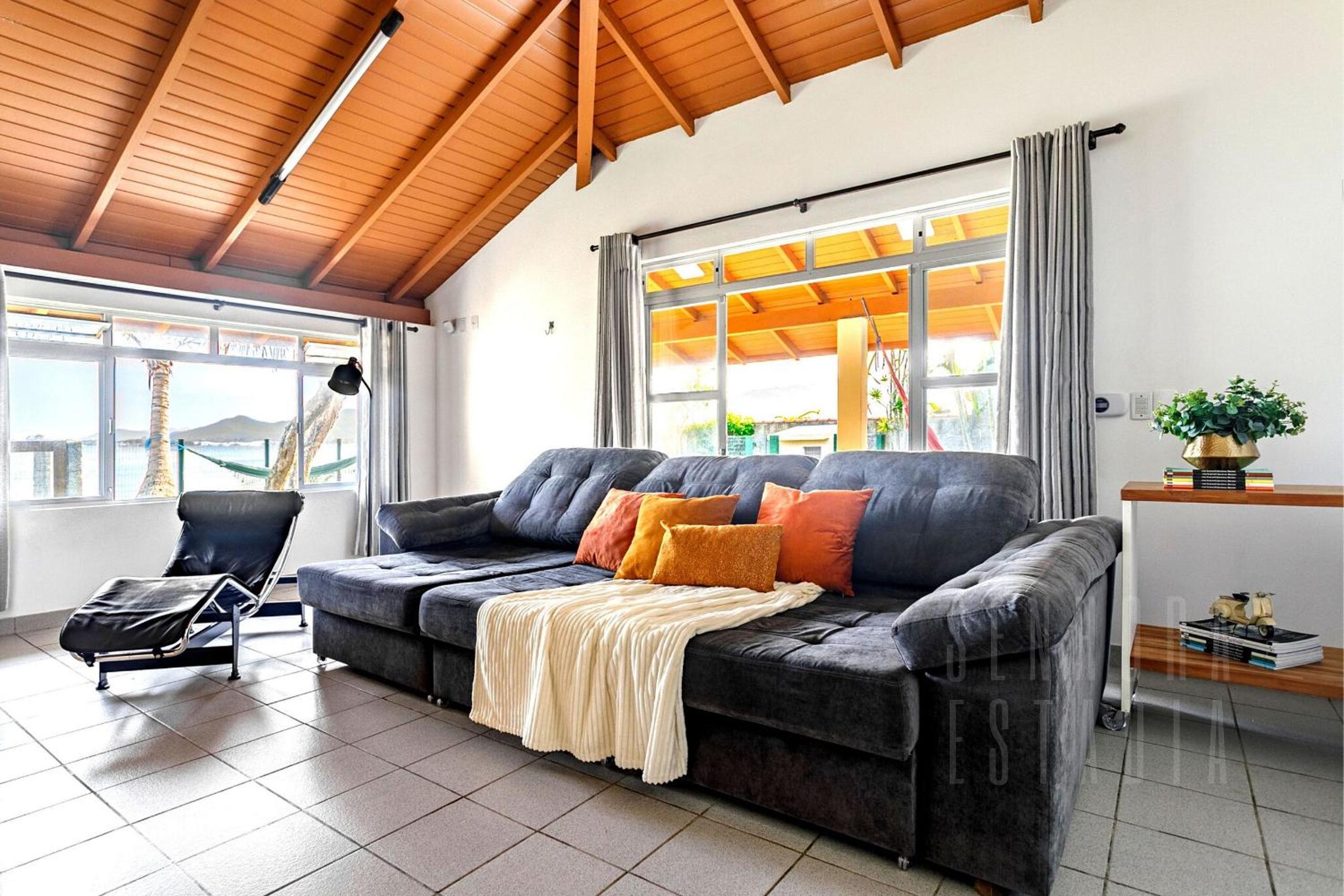 Palm Lakehouse - Casa Oásis Pé na Areia