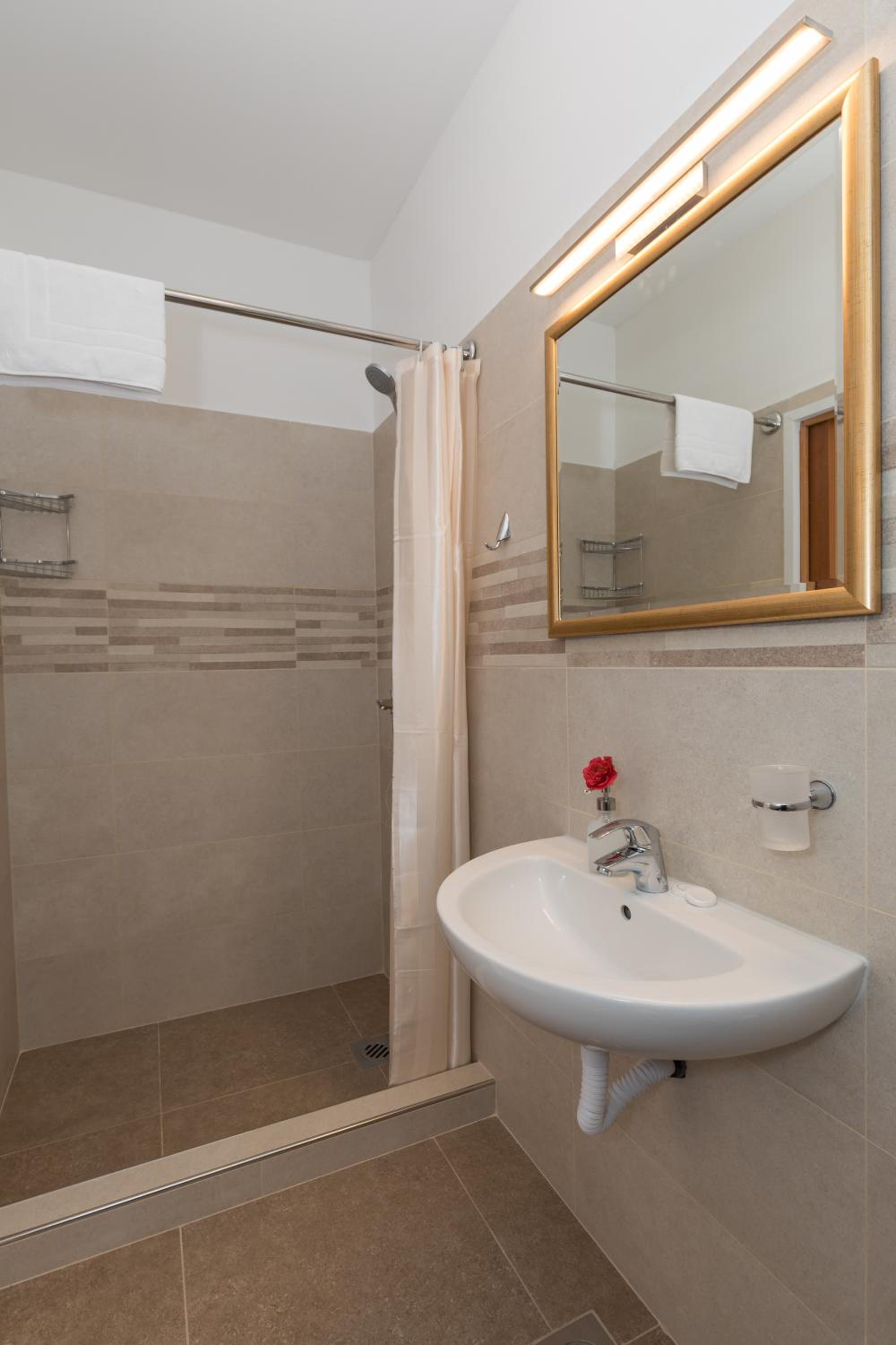guesthouse Libertas 1