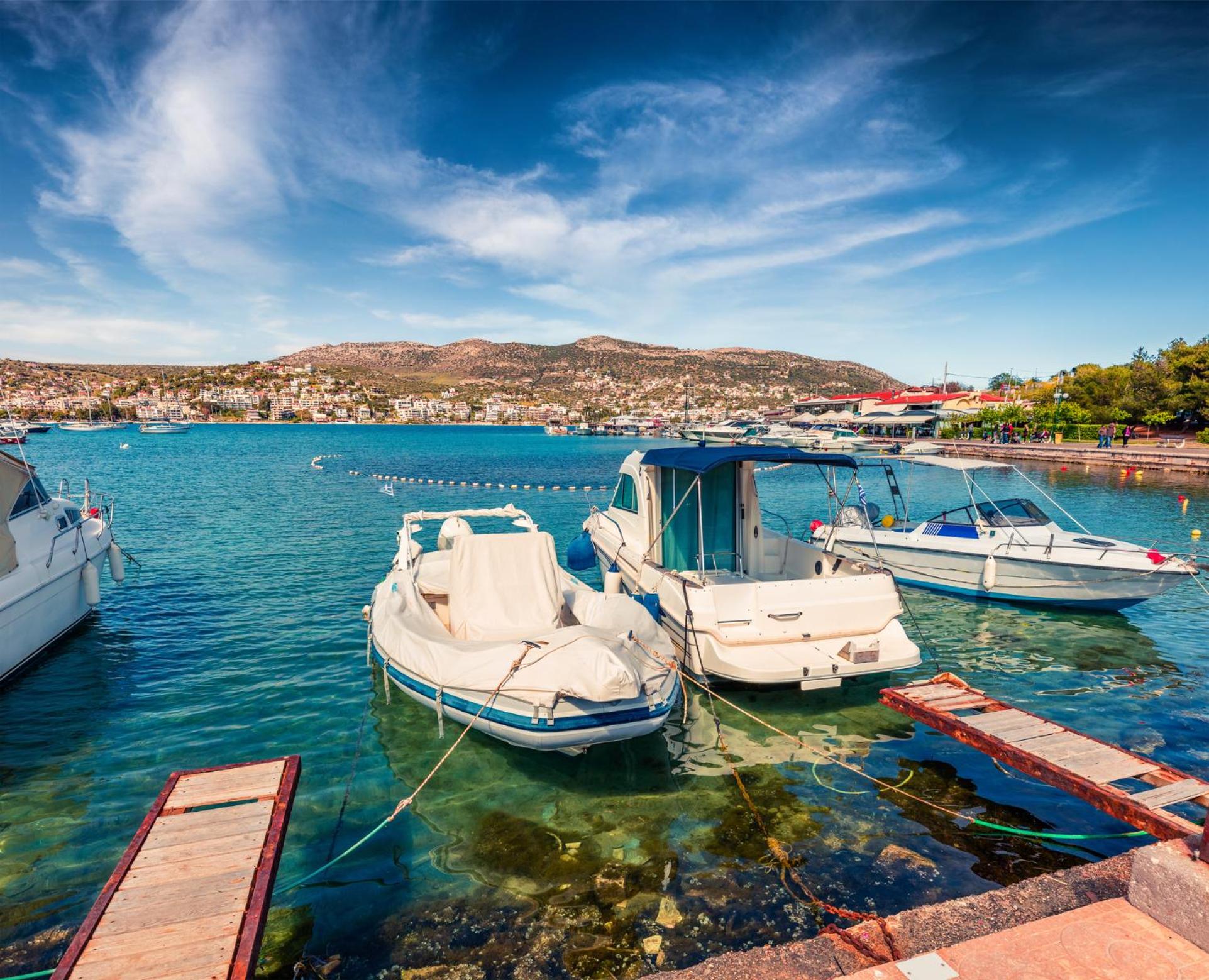 Seaside Modern Apartment - Explore Athens and Beyond