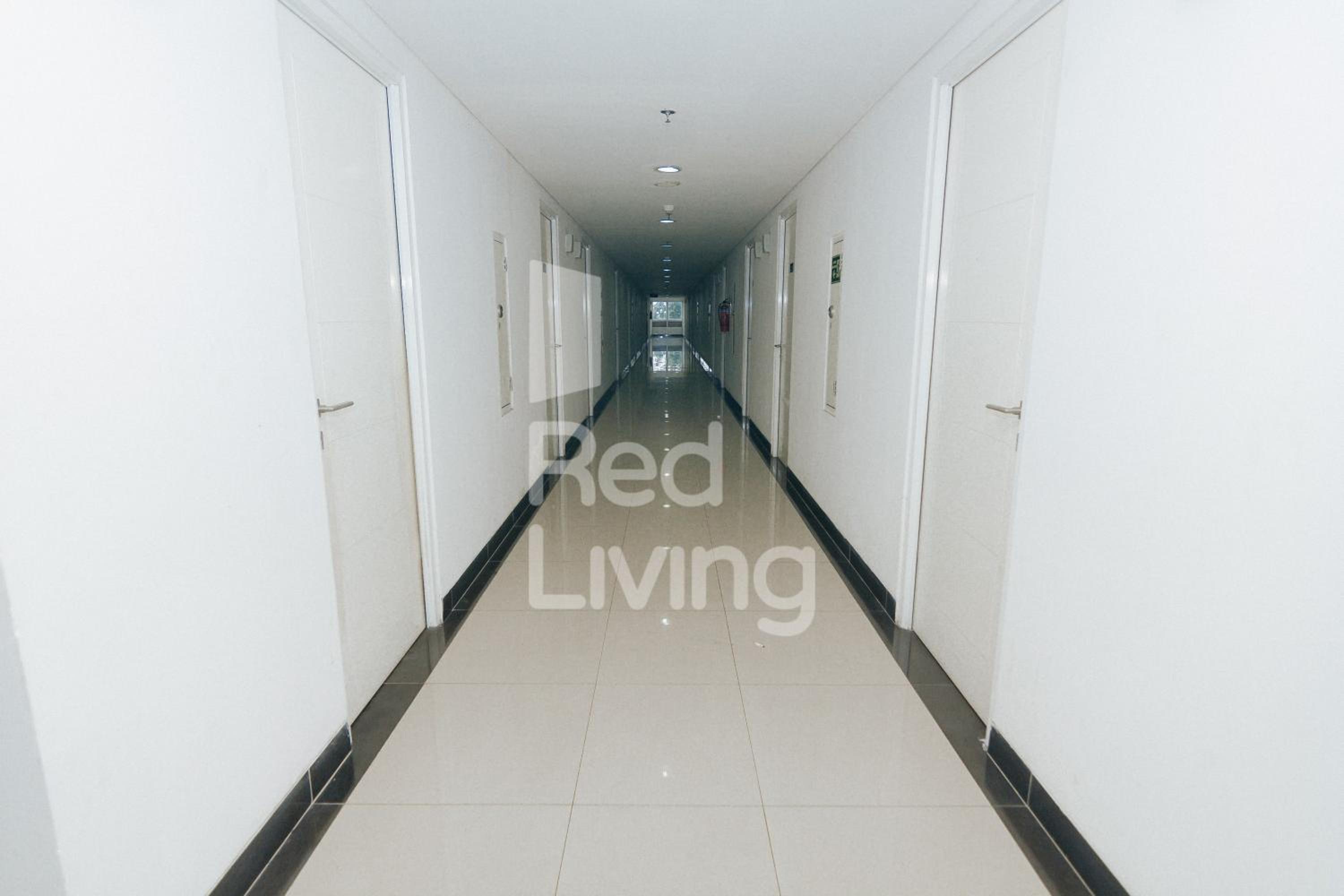 Redliving Apartemen Grand Sentraland - AT Properti Tower Pink view 4