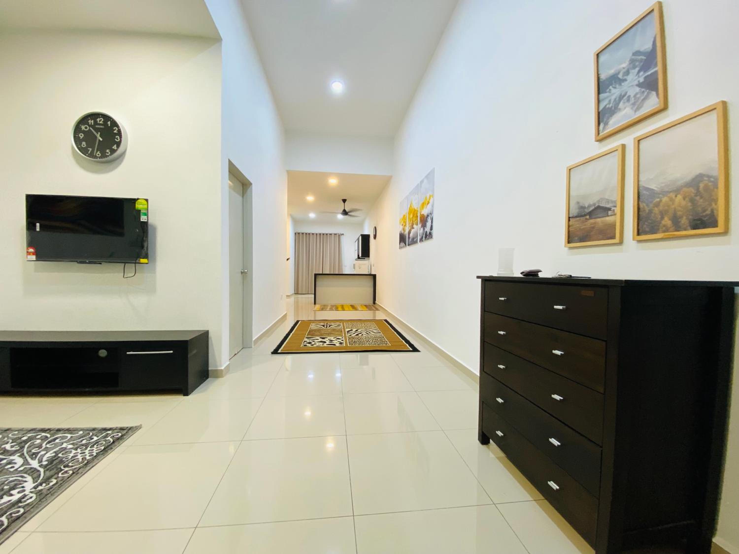 Alyn Home Kluang II Netflix Wifi Coway