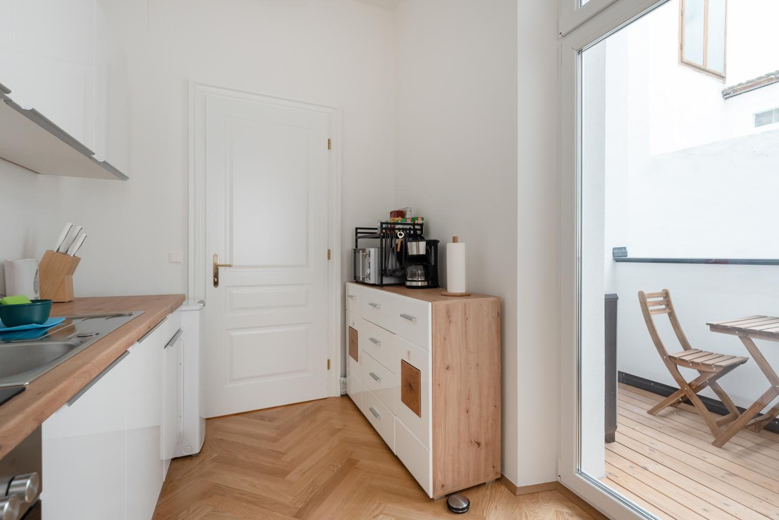 Zwischen Schönbrunn und Zentrum, neues Apartment in Grünruhelage bei Schönbrunn