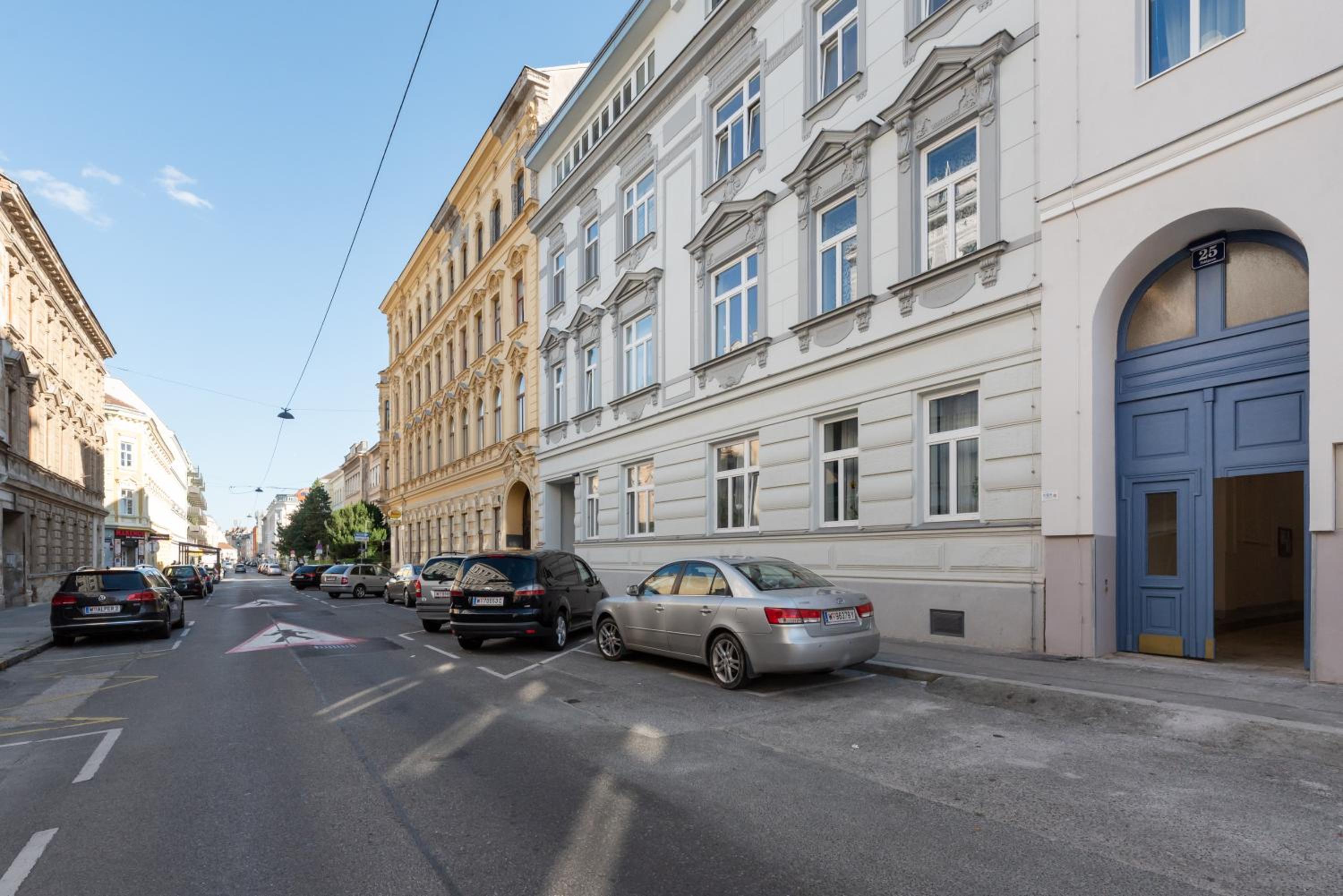Zwischen Schönbrunn und Zentrum, neues Apartment in Grünruhelage bei Schönbrunn