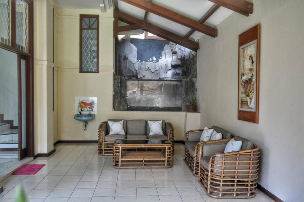 Kuca Dago IV view 5