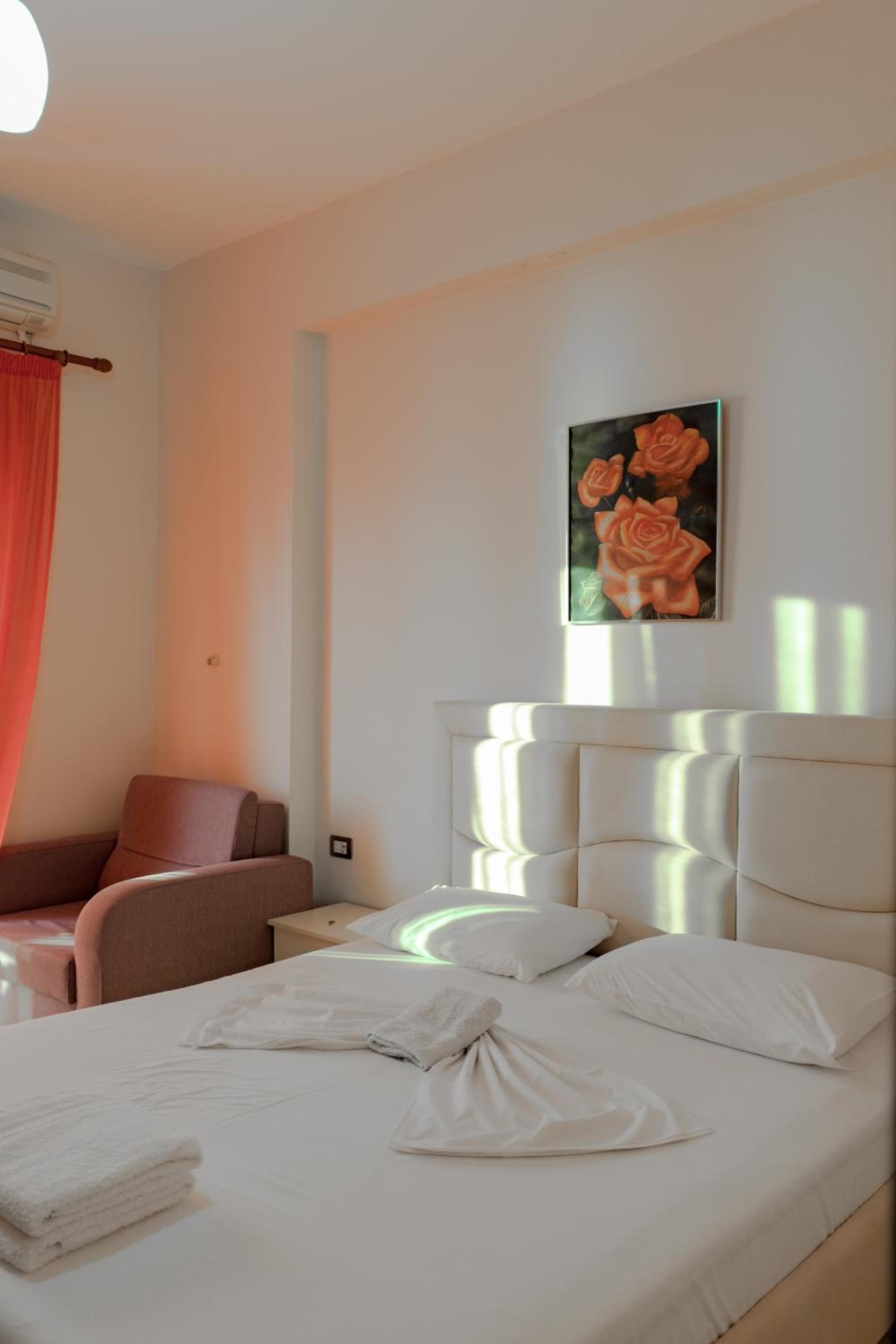 Unico ApartHotel