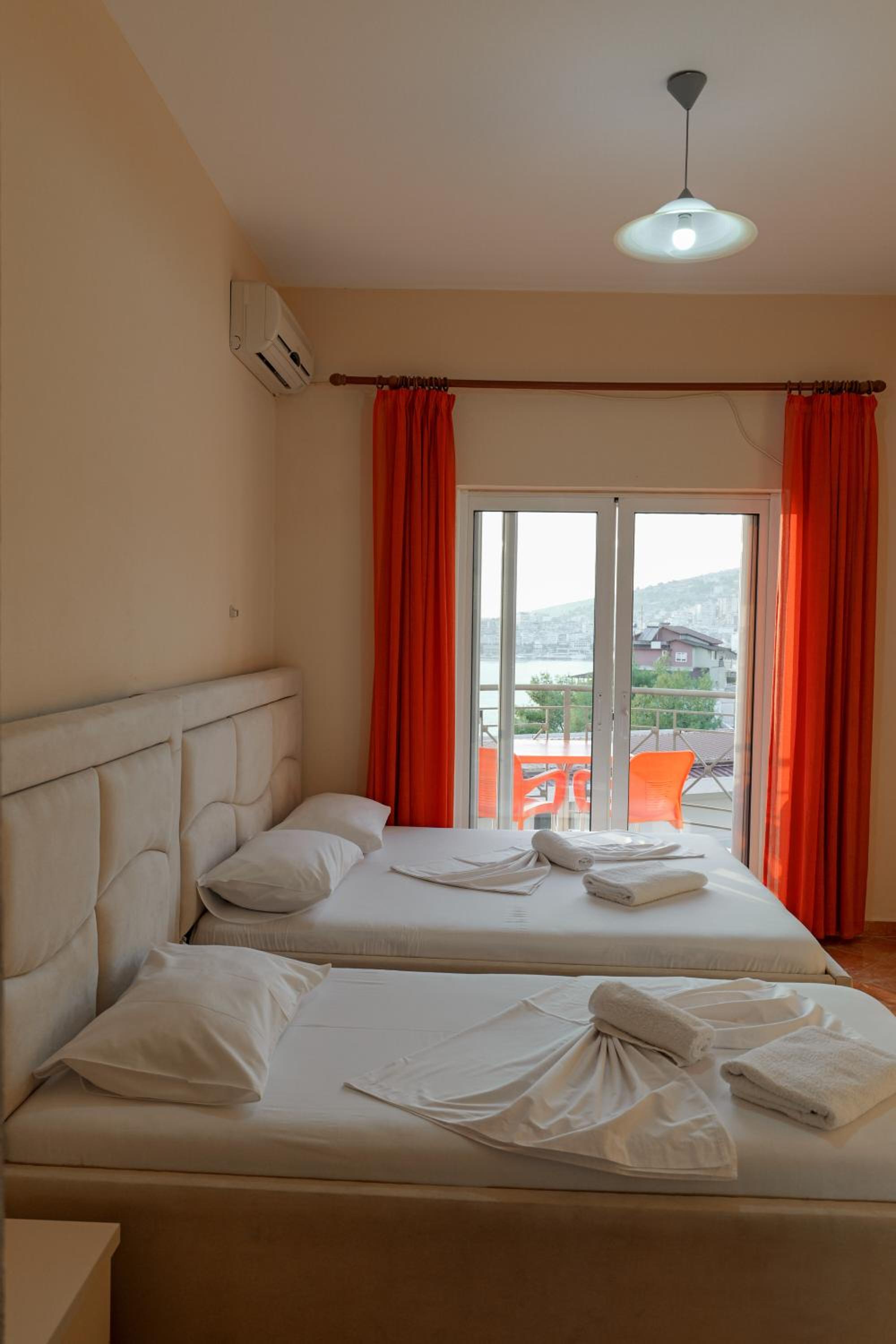 Unico ApartHotel