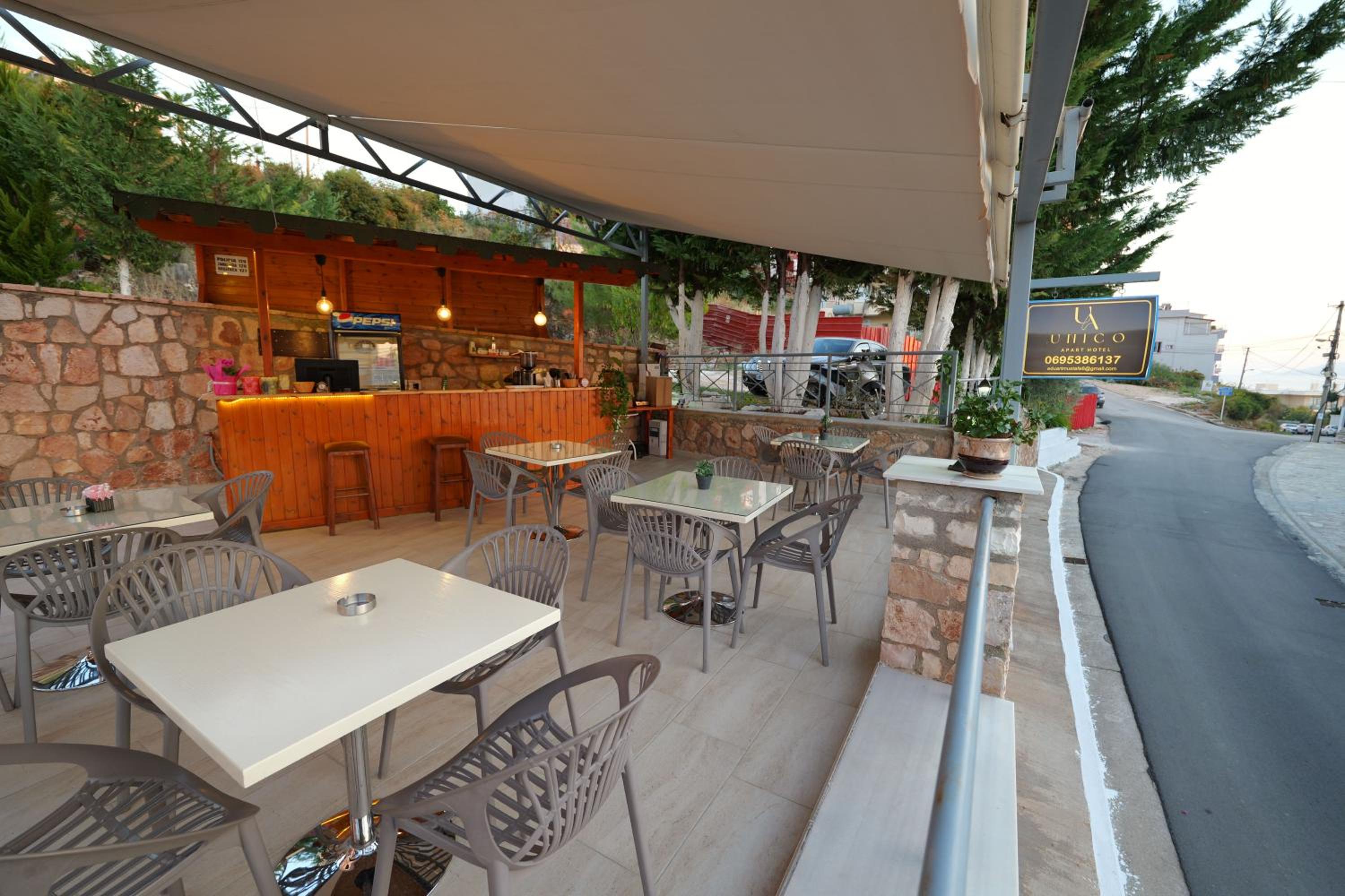 Unico ApartHotel