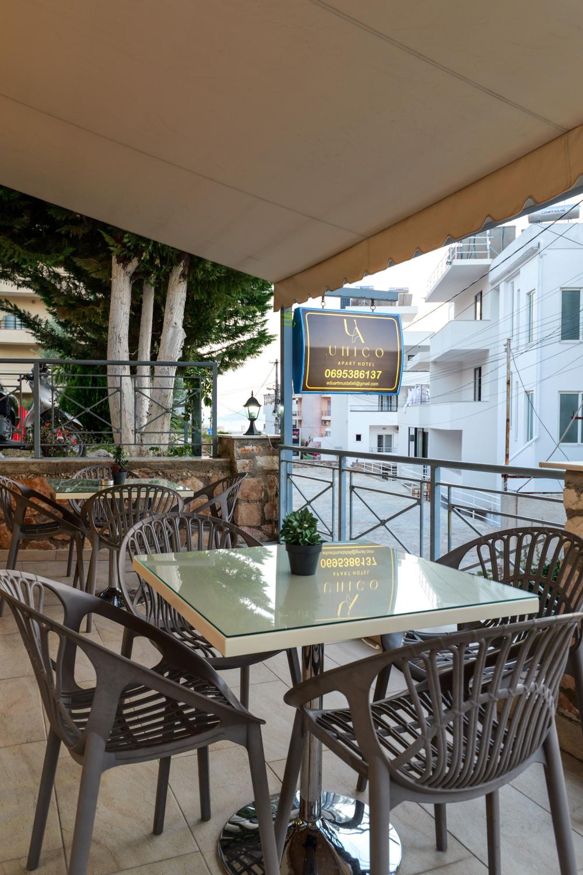 Unico ApartHotel