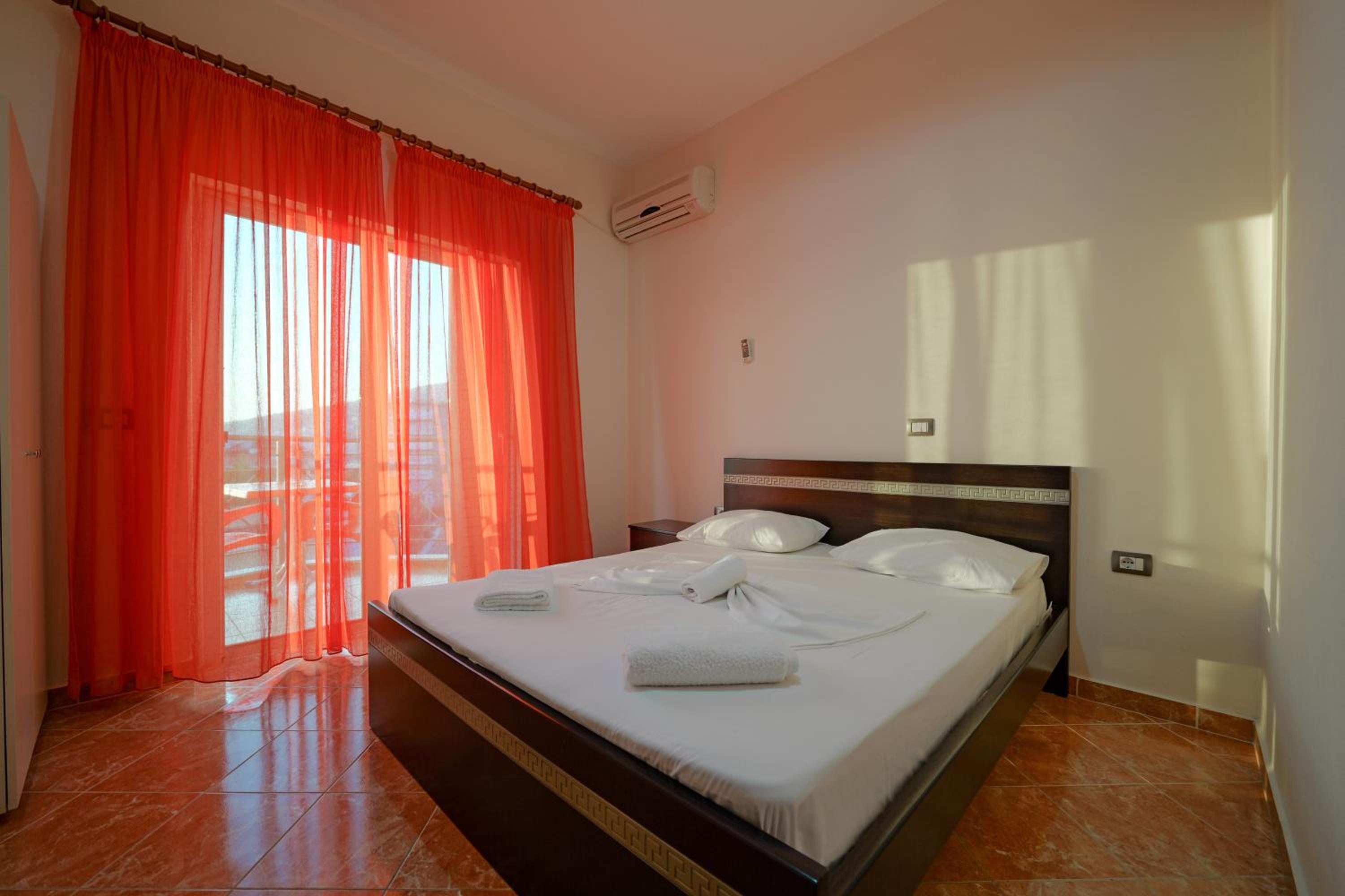 Unico ApartHotel