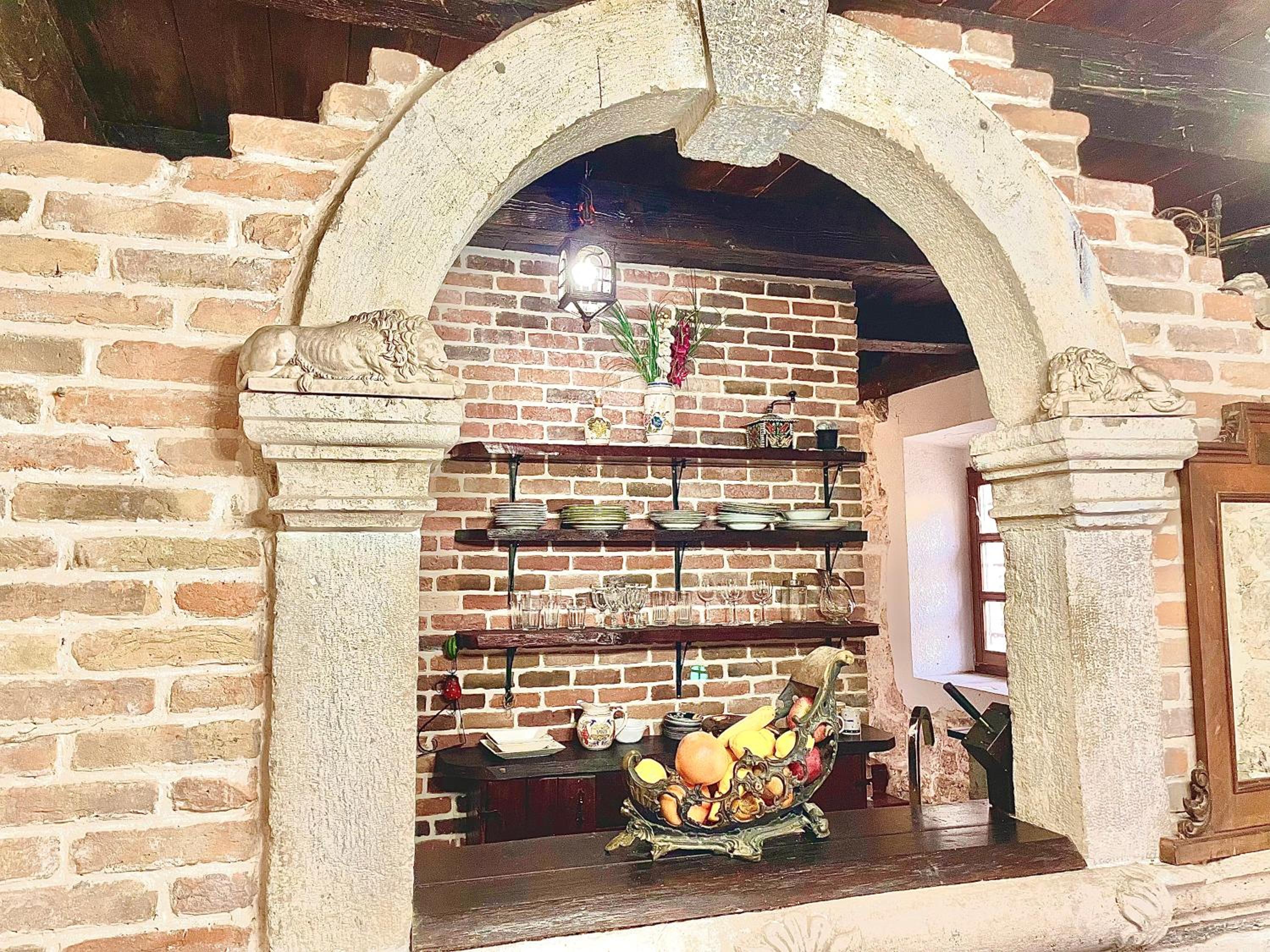 Photo 34